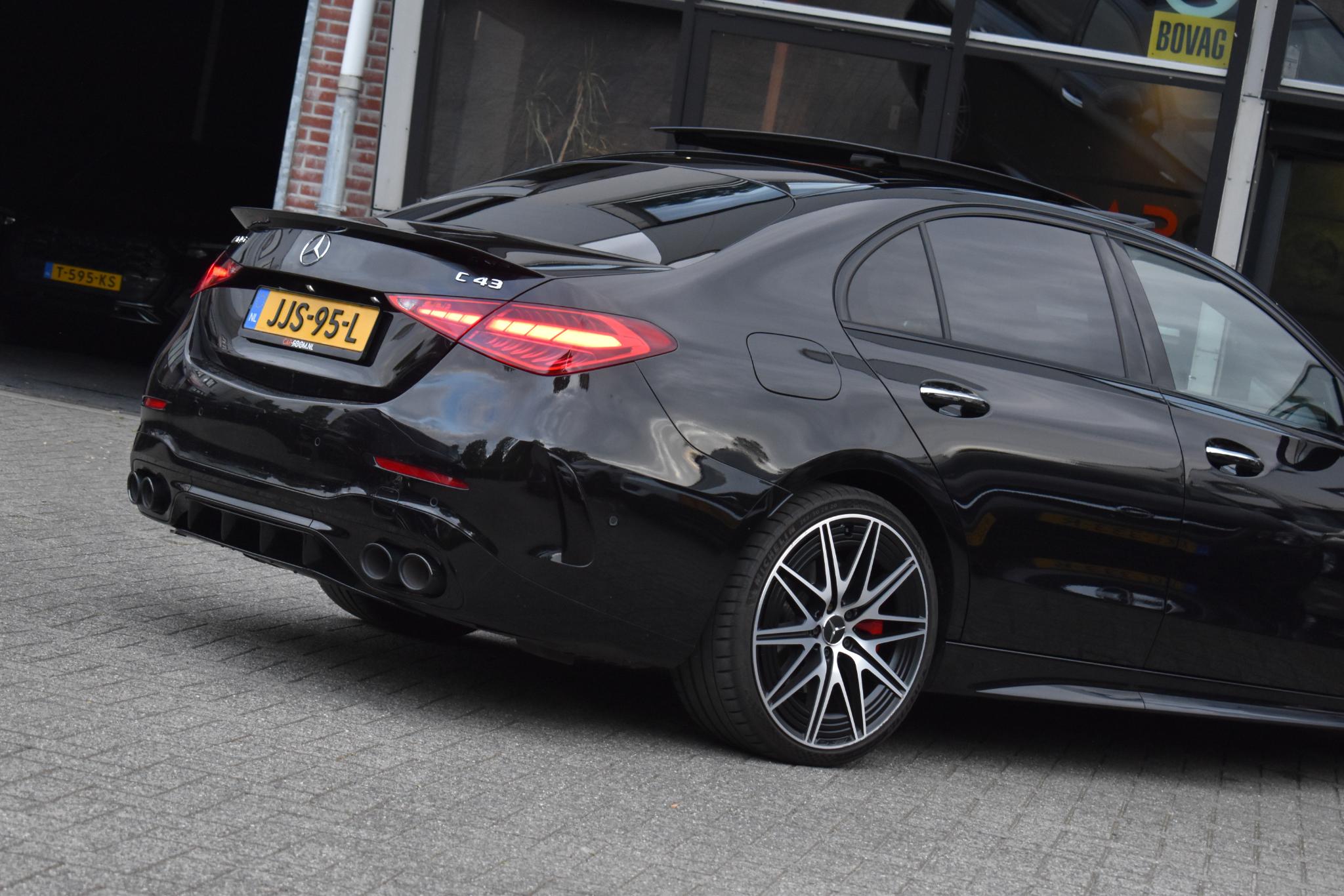 Foto van Mercedes-Benz AMG C 43 4matic+