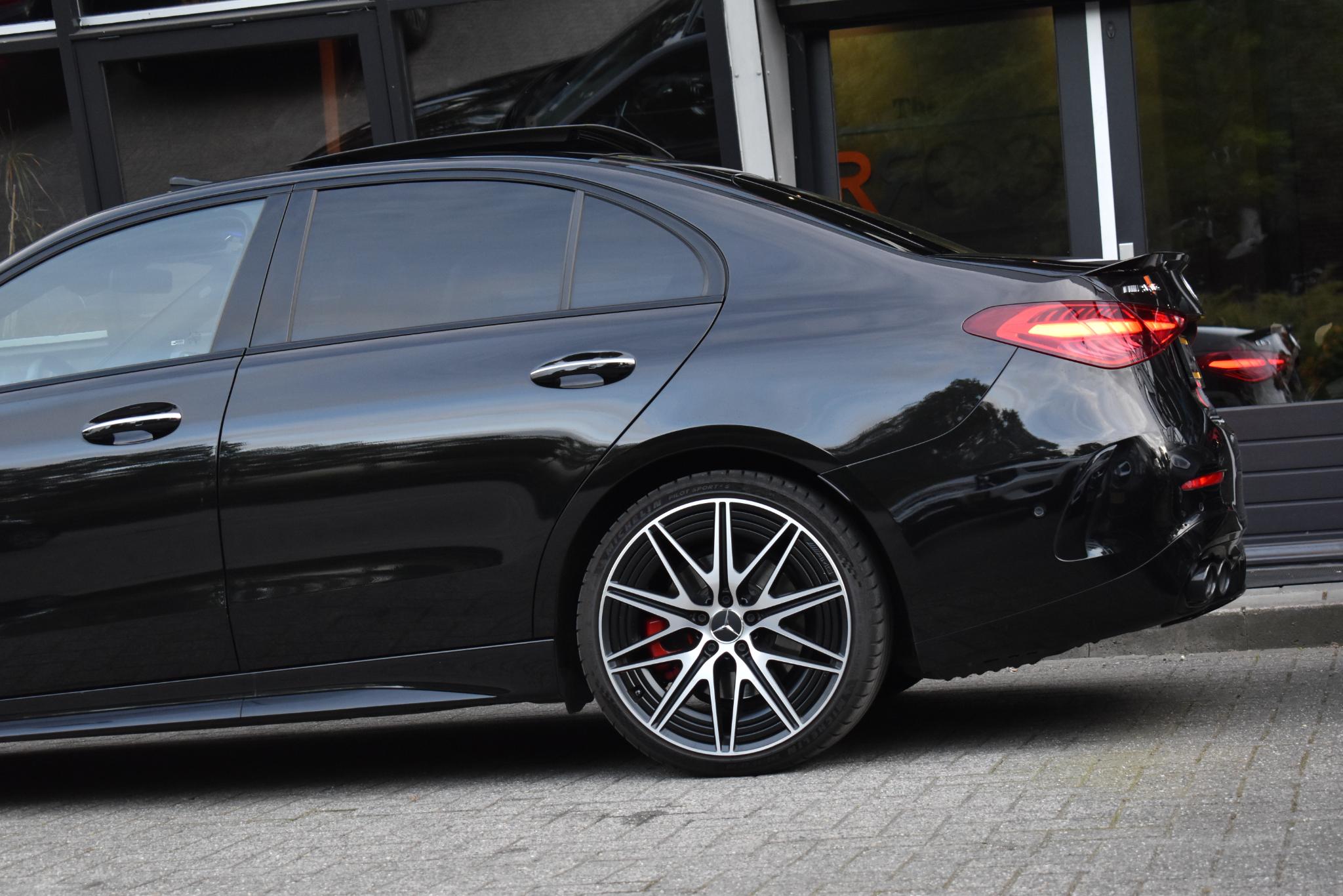 Foto van Mercedes-Benz AMG C 43 4matic+