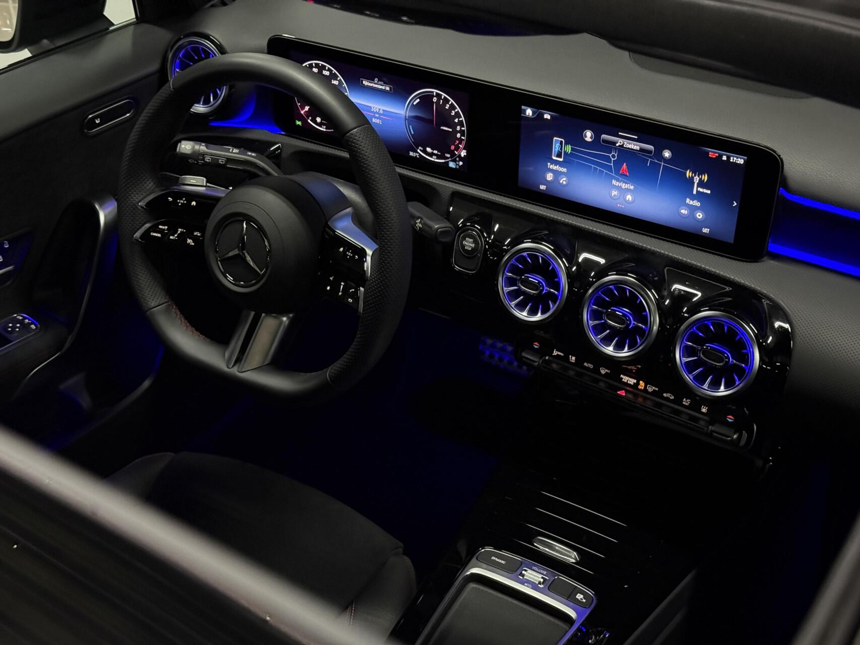 Foto van Mercedes-Benz A 250 E