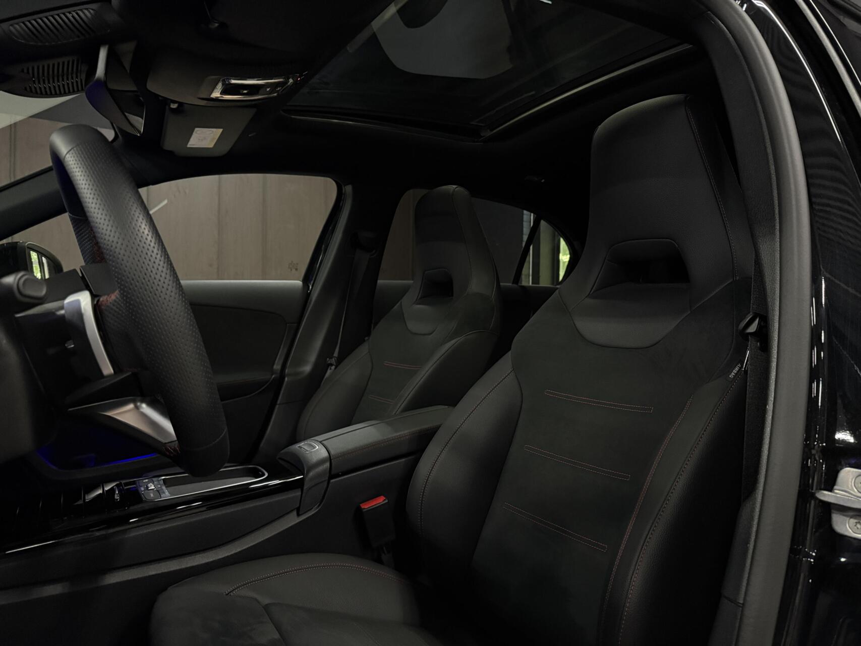Foto van Mercedes-Benz A 250 E