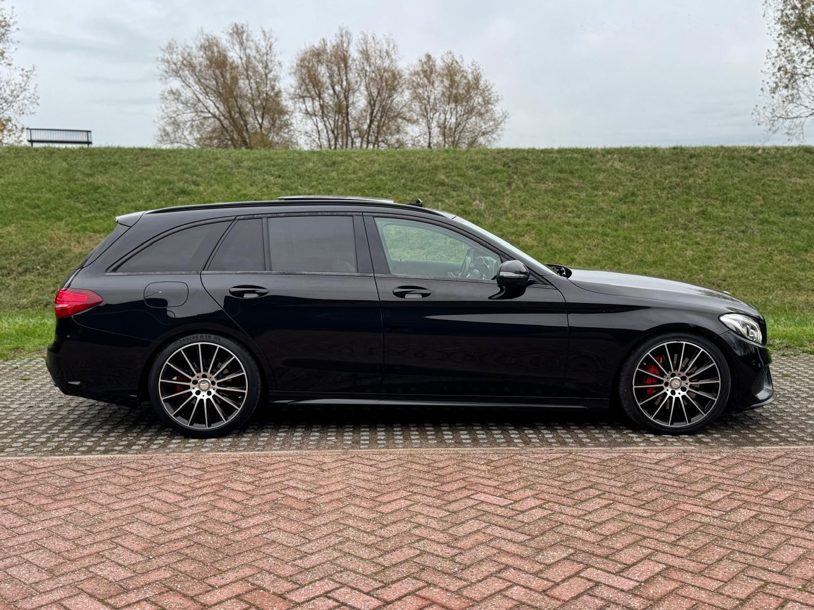 Foto van Mercedes-Benz C 300