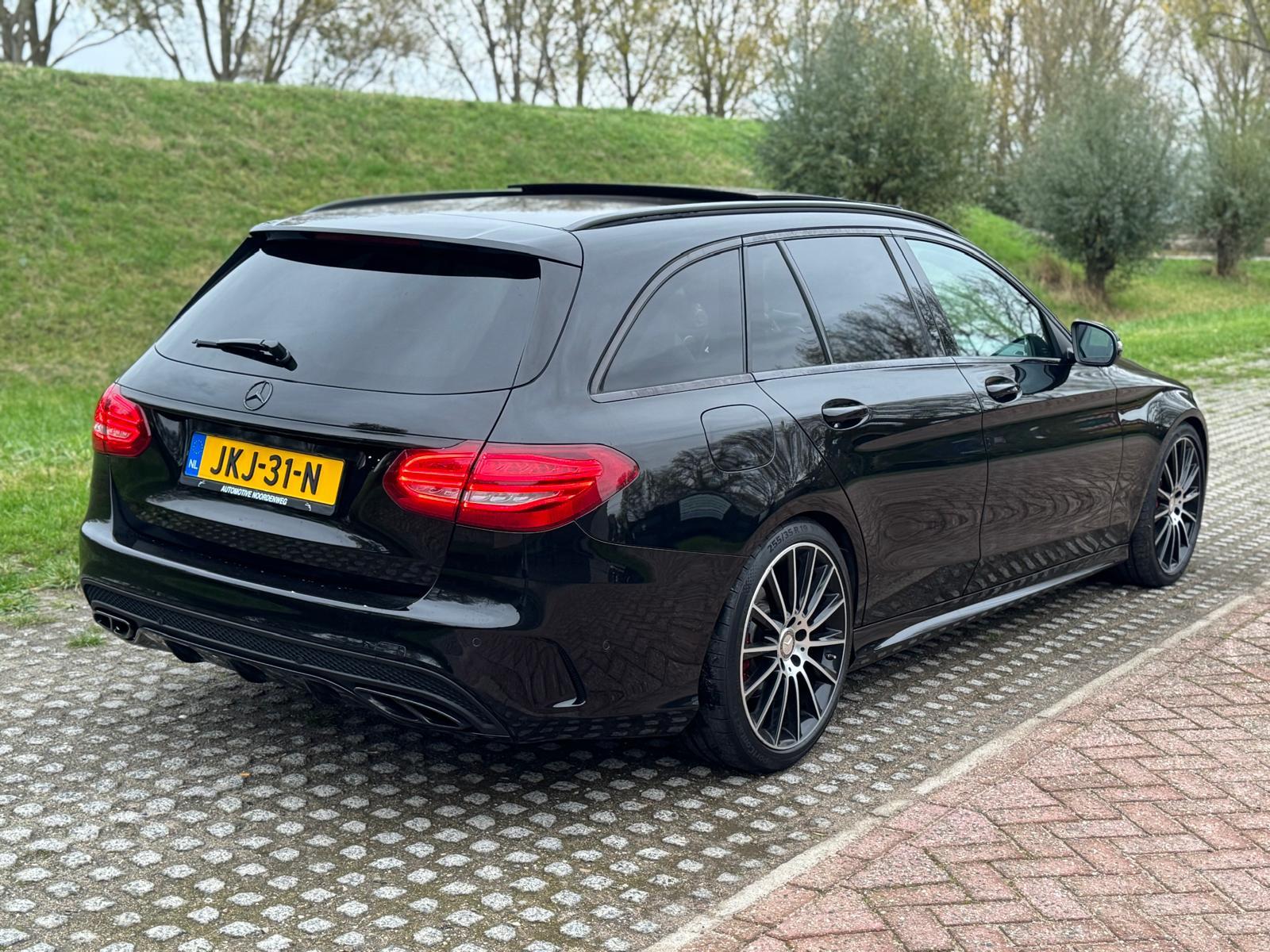 Foto van Mercedes-Benz C 300