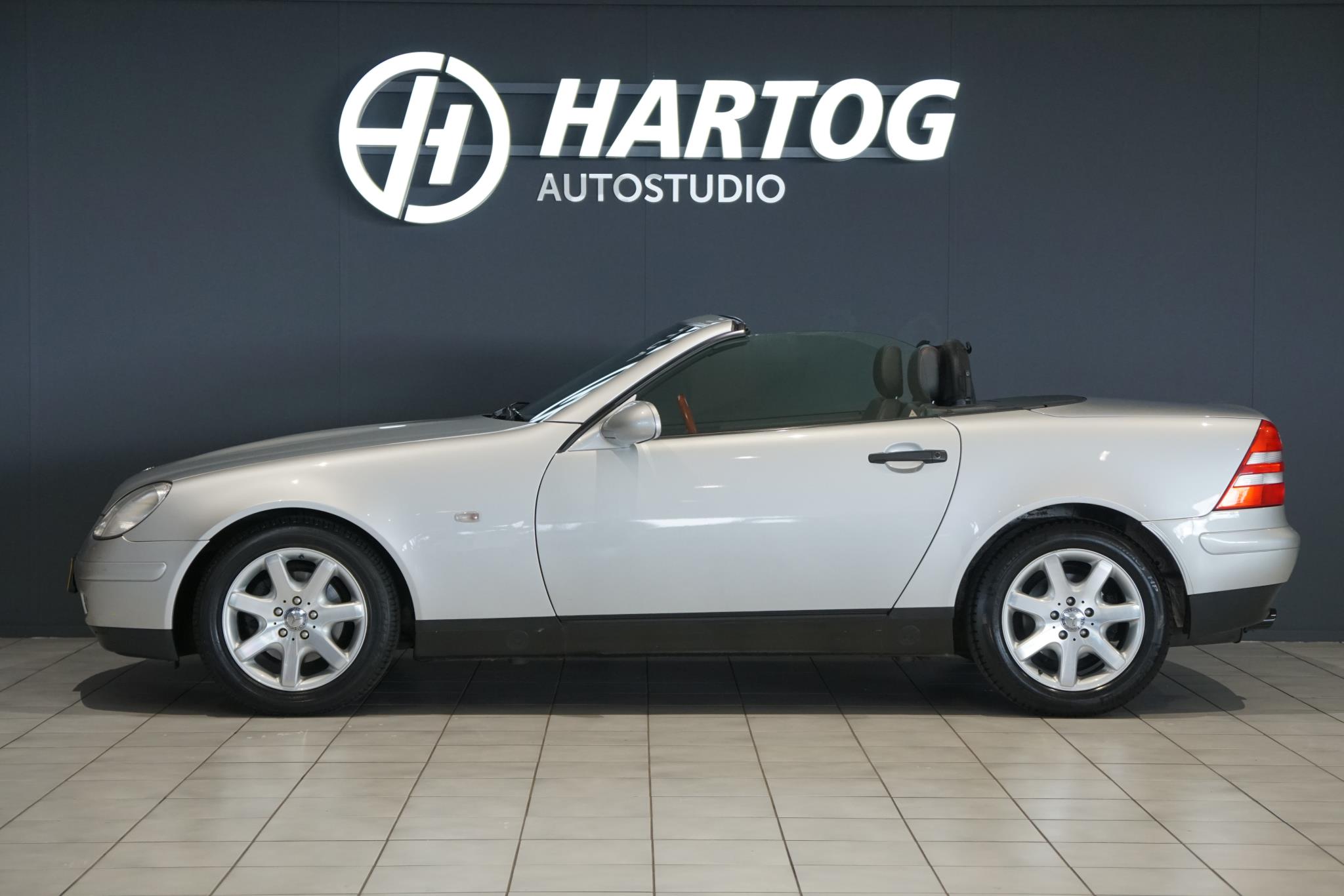 Foto van Mercedes-Benz SLK 230 Kompressor