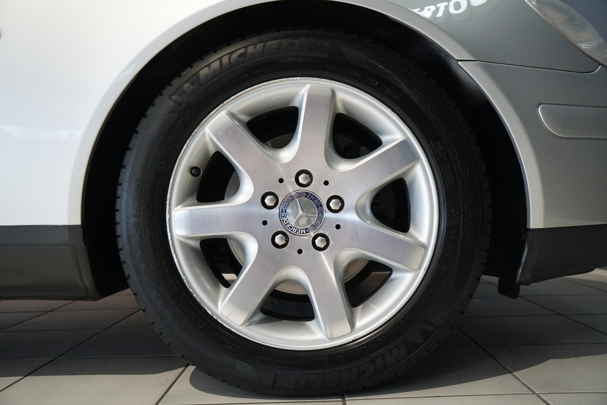 Foto van Mercedes-Benz SLK 230 Kompressor
