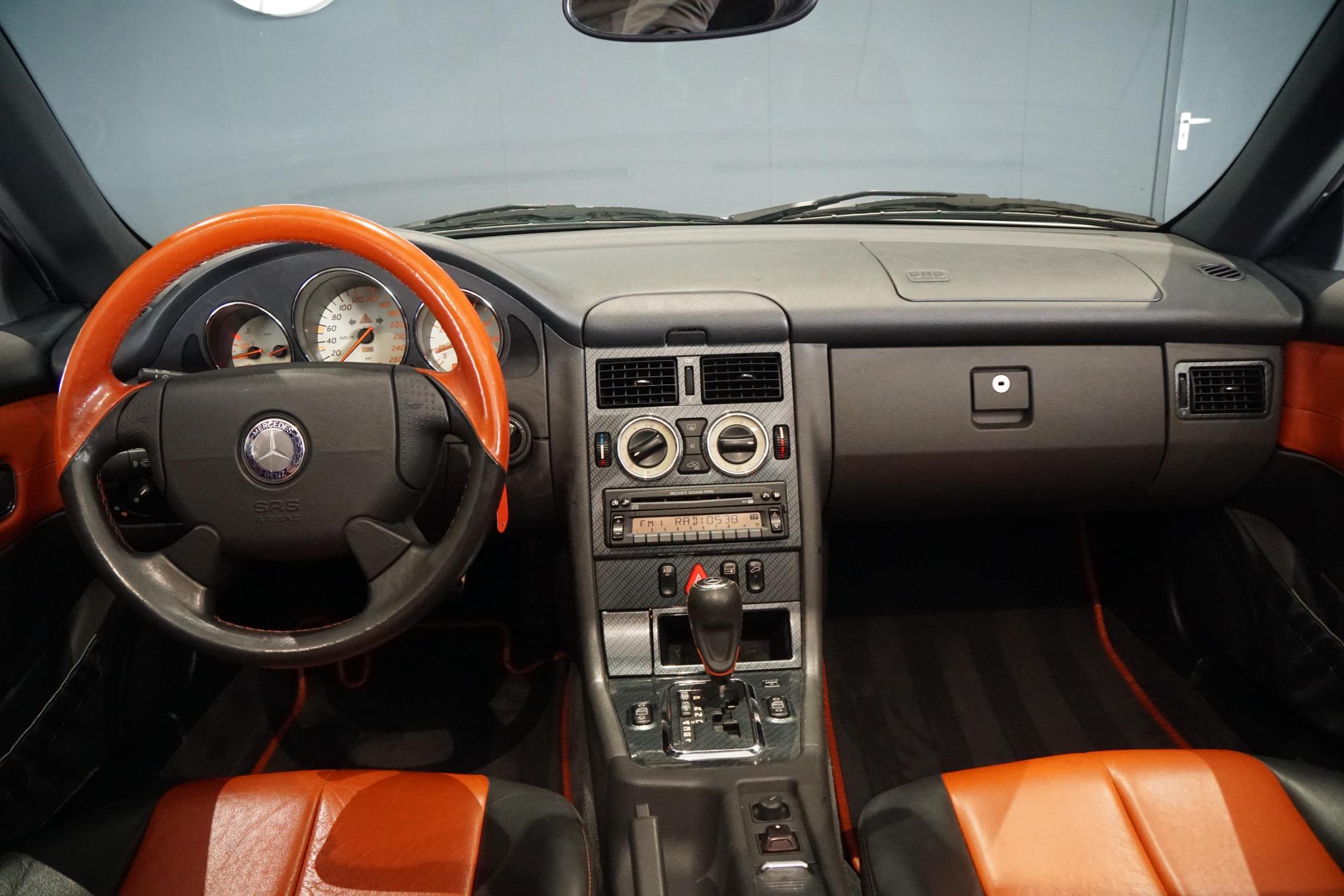 Foto van Mercedes-Benz SLK 230 Kompressor