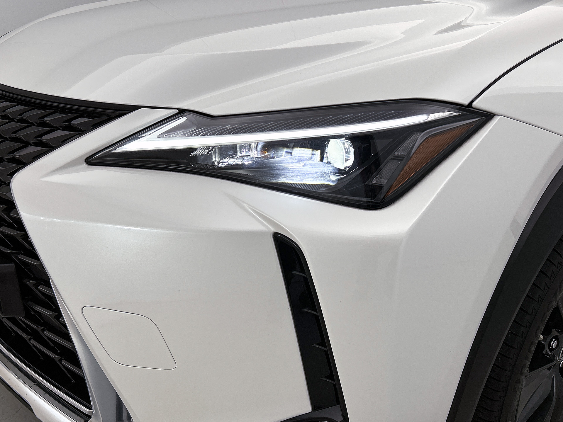 Foto van Lexus Ux