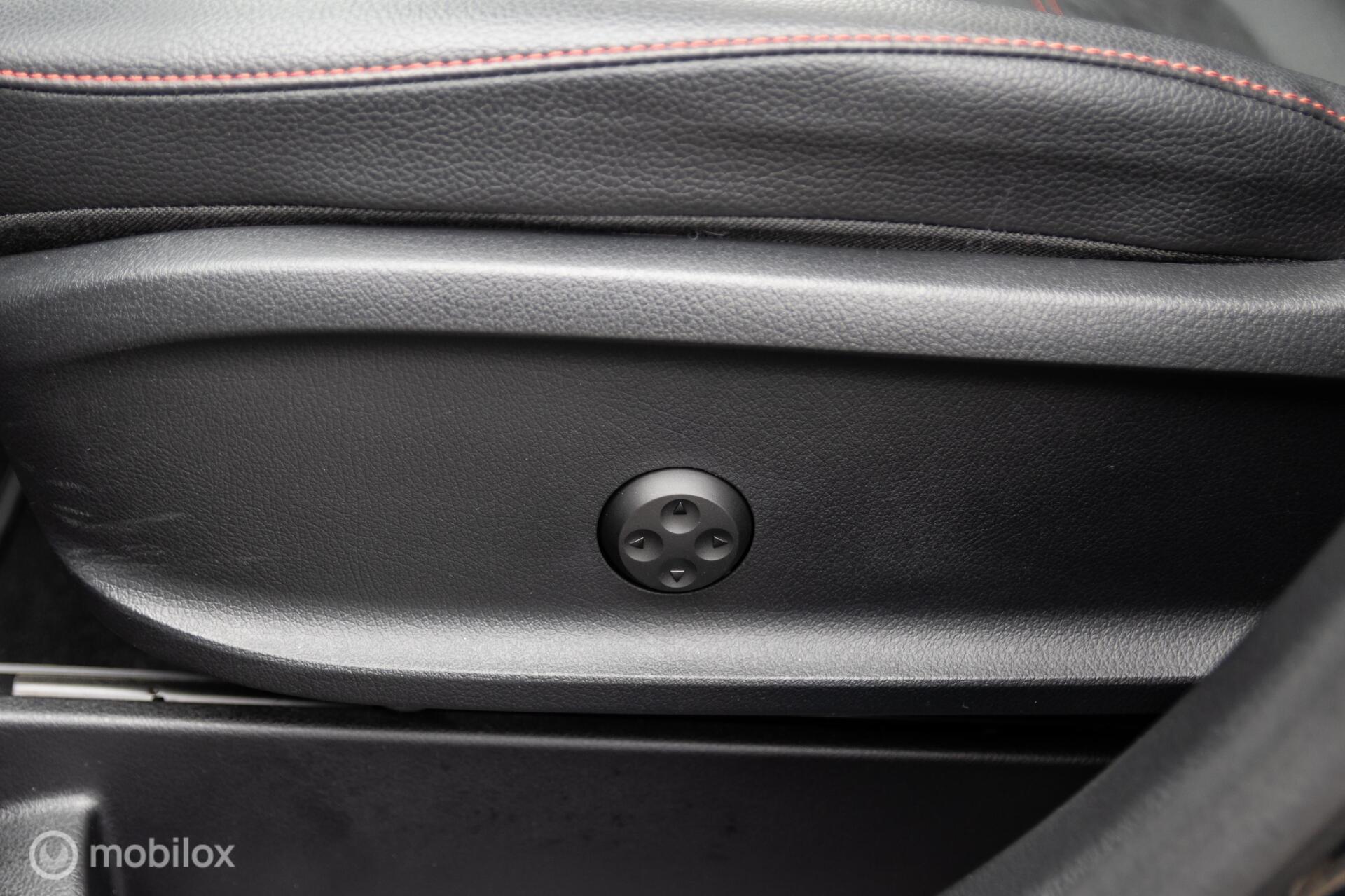 Foto van Mercedes-Benz Gla