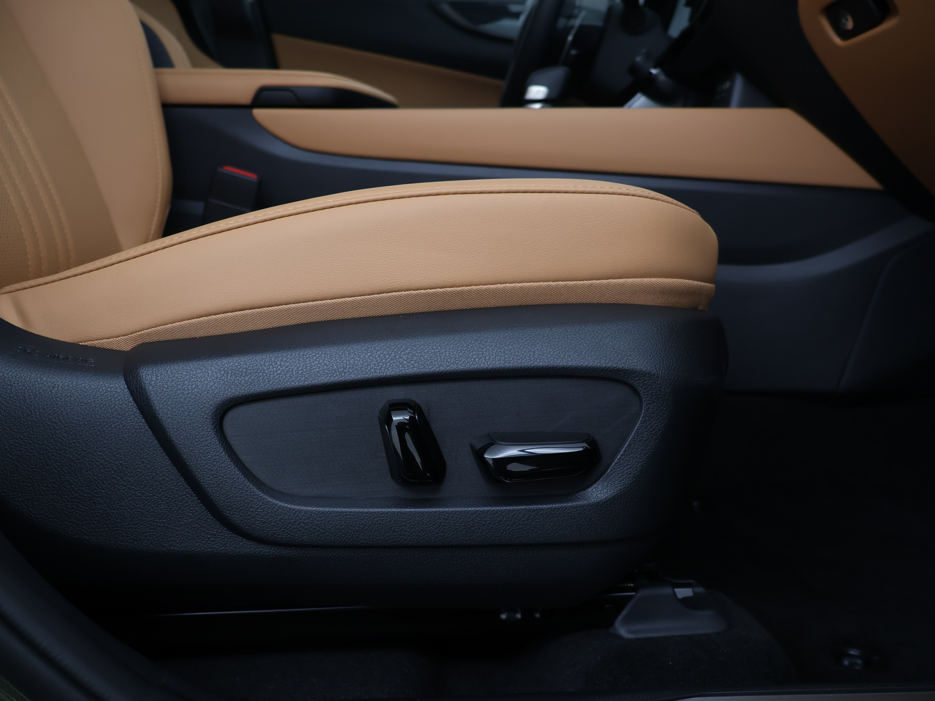 Foto van Lexus NX