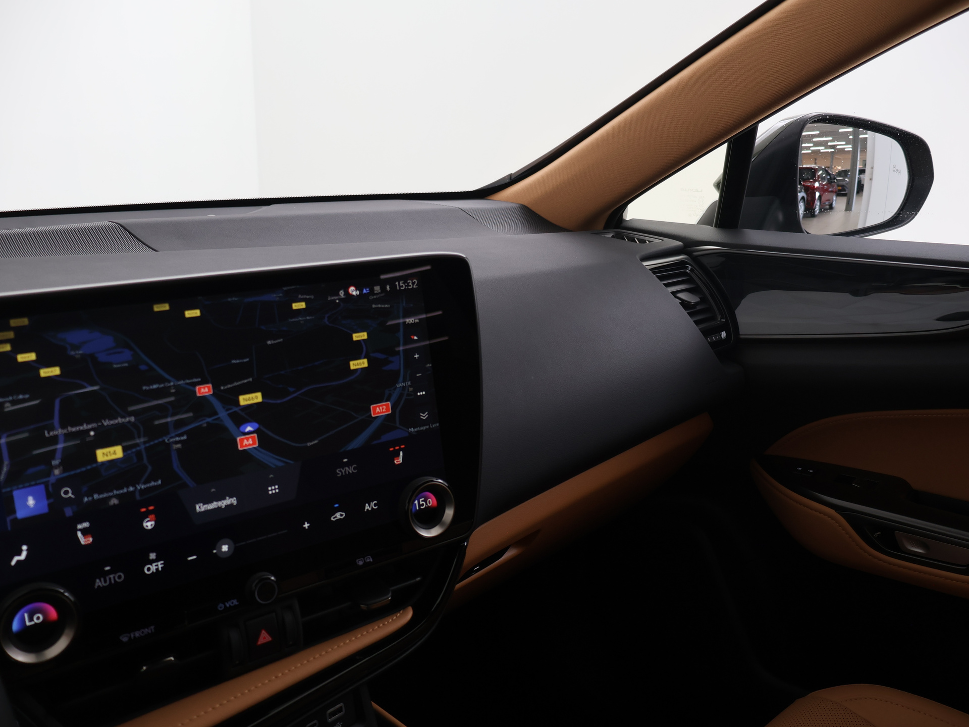 Foto van Lexus NX