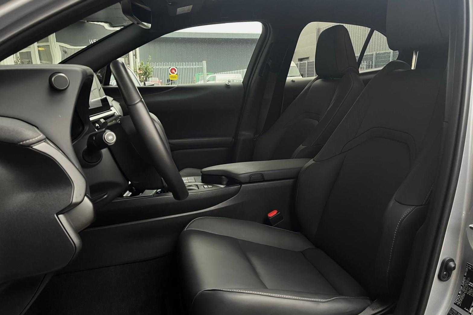 Foto van Lexus Ux