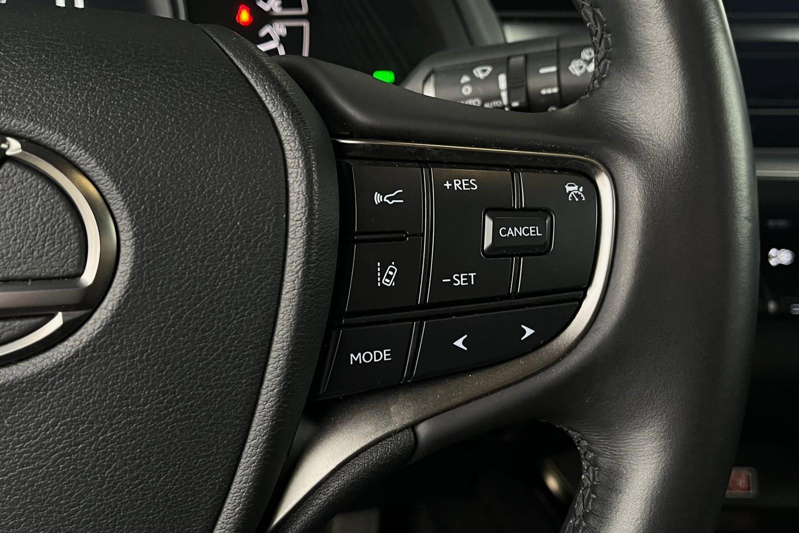 Foto van Lexus Ux