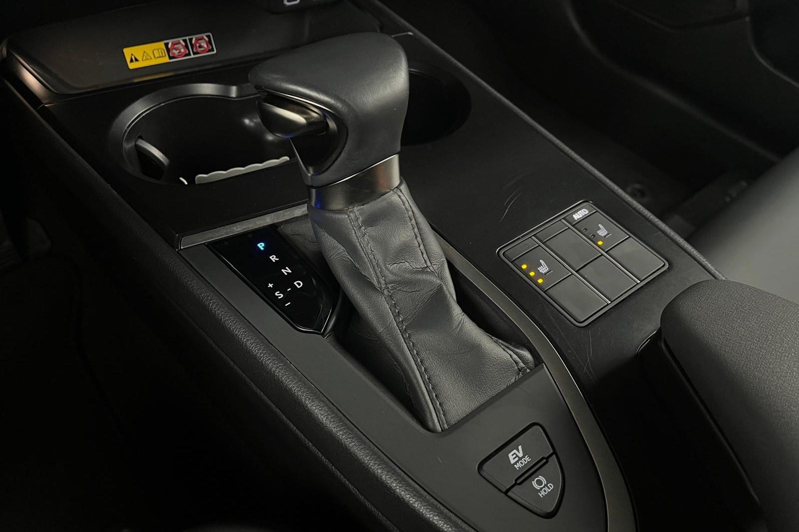 Foto van Lexus Ux