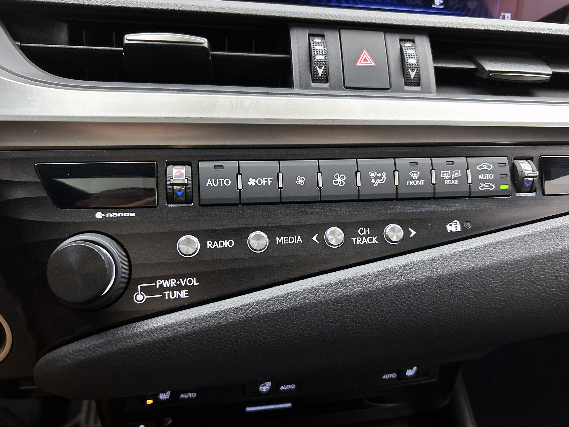Foto van Lexus Es