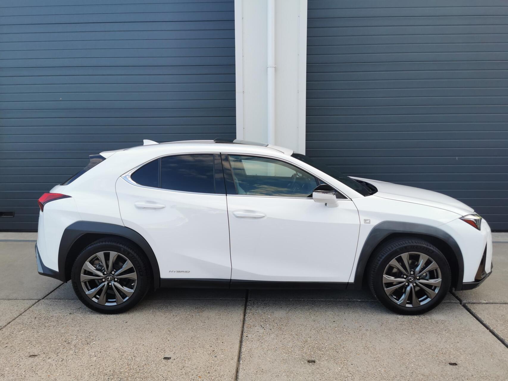 Foto van Lexus Ux