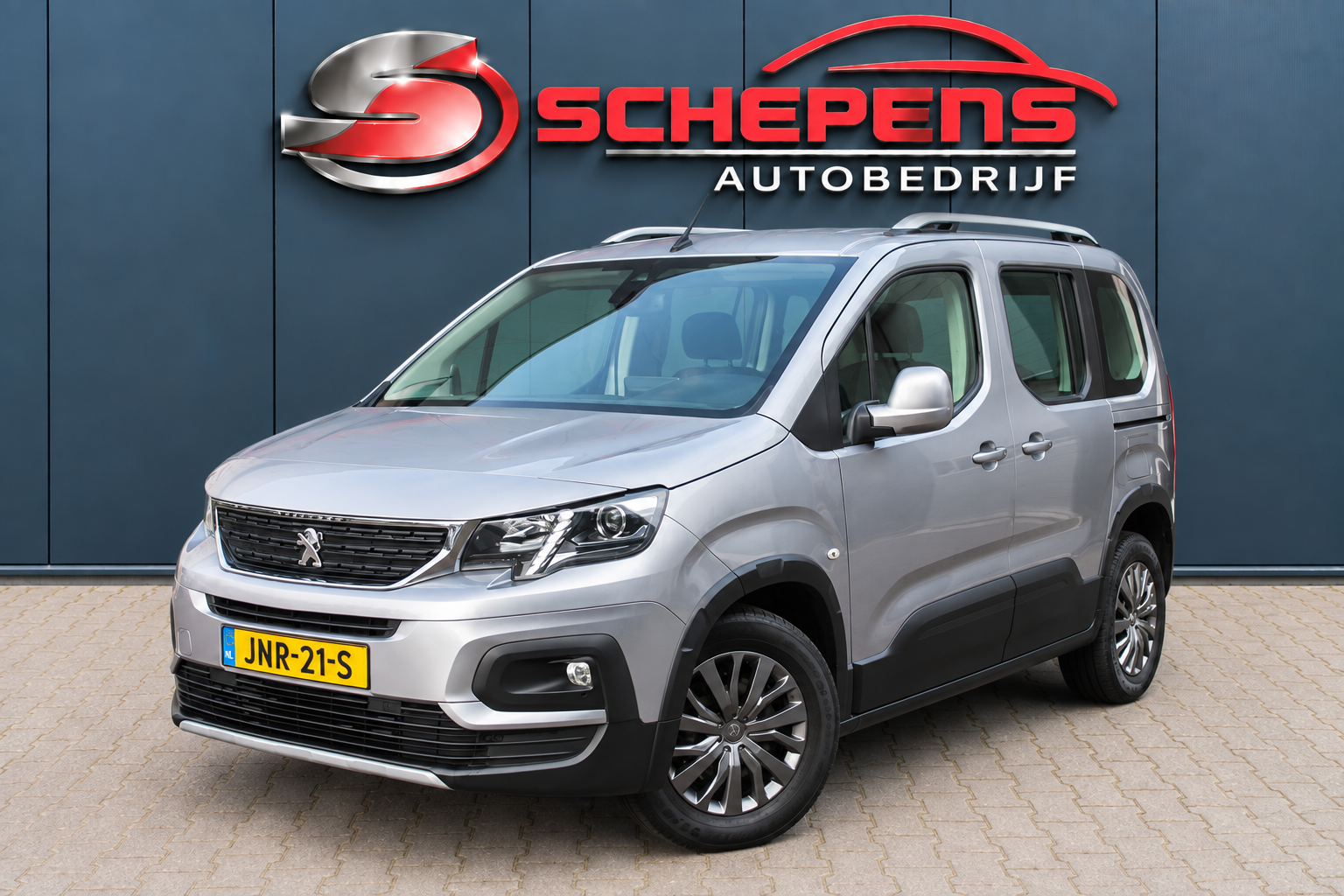 Peugeot Rifter 1.2 Puretech Allure | Clima | Navi | Carplay 2019 - voorkant