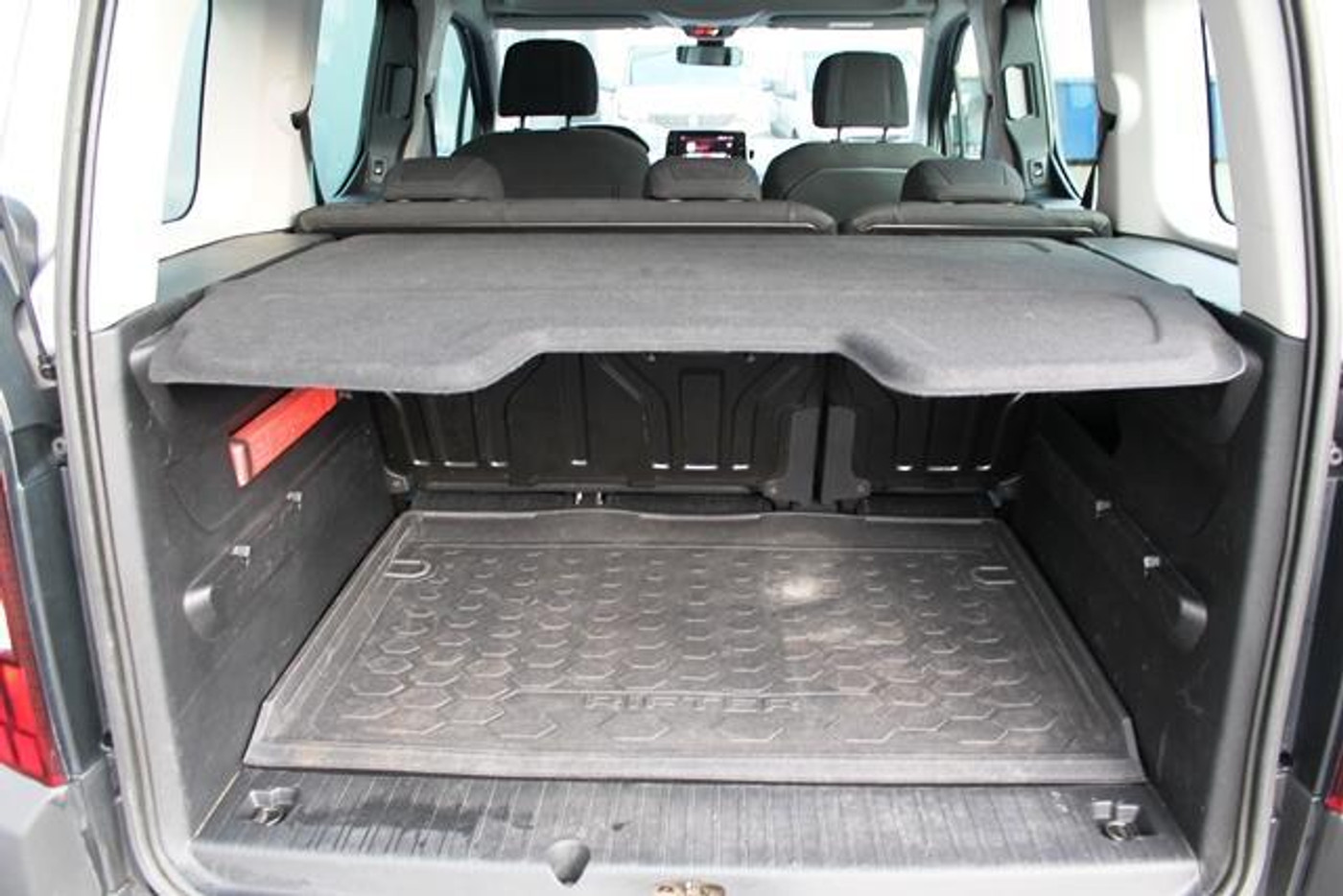 Foto van Peugeot Rifter
