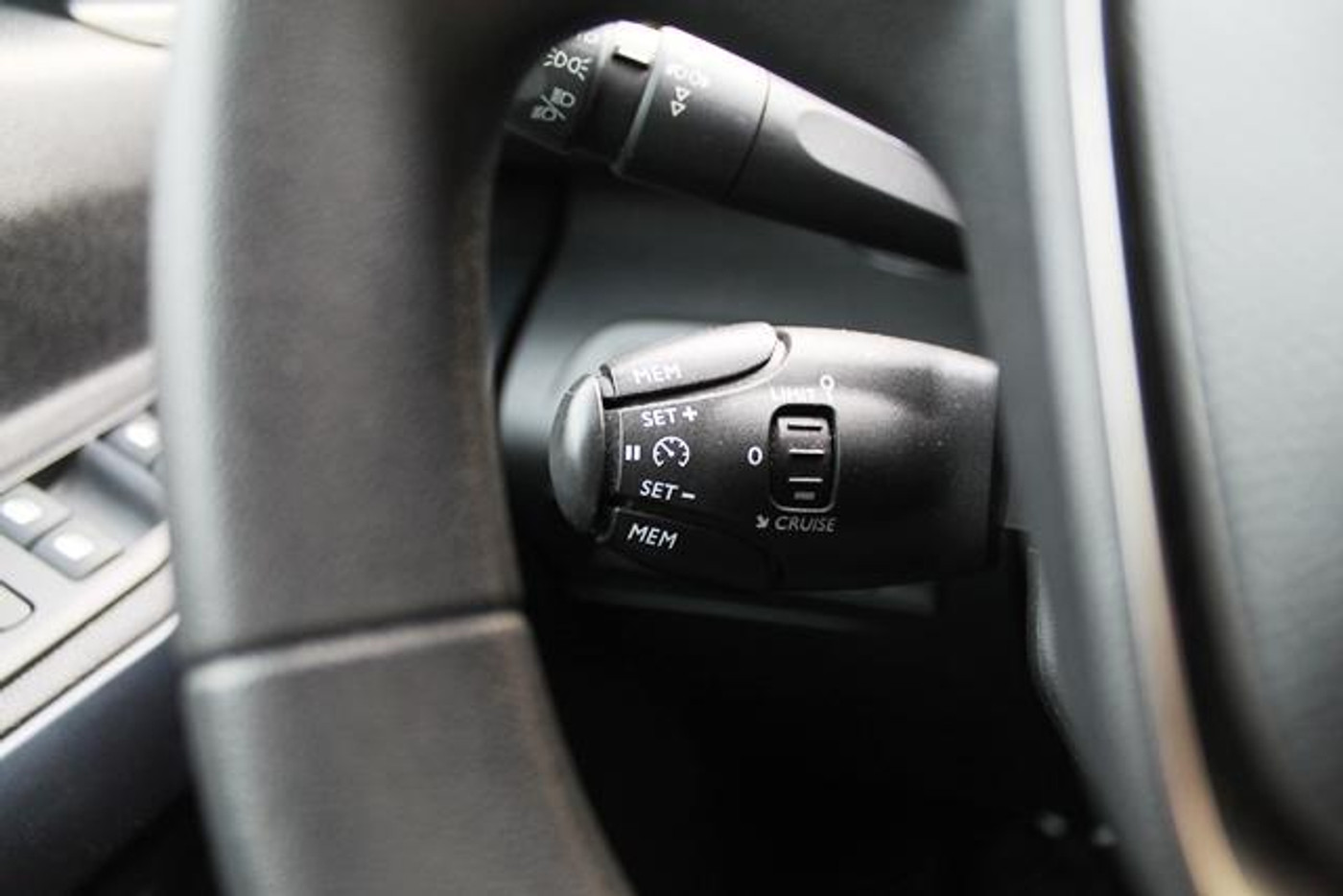 Foto van Peugeot Rifter