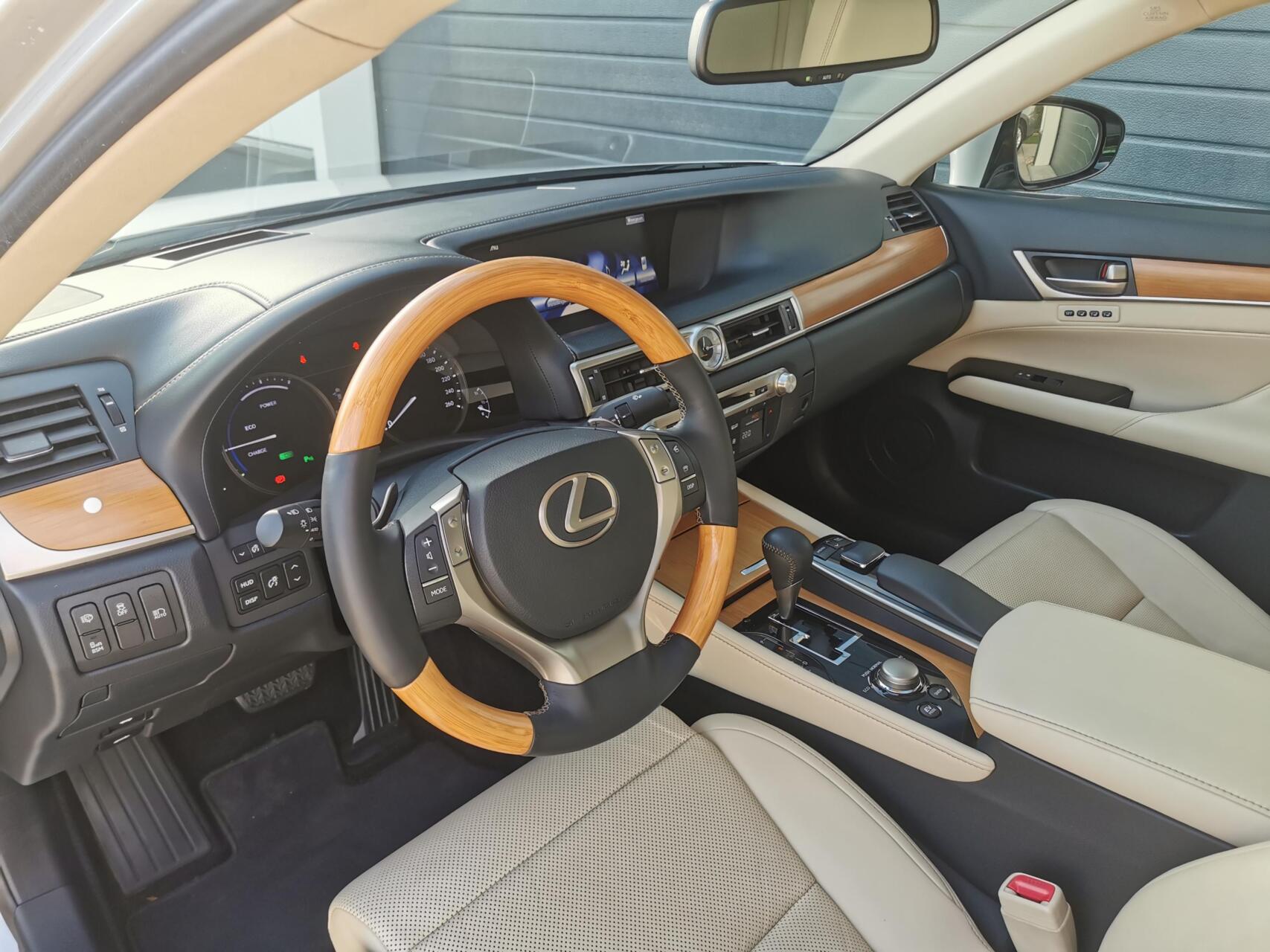 Foto van Lexus GS