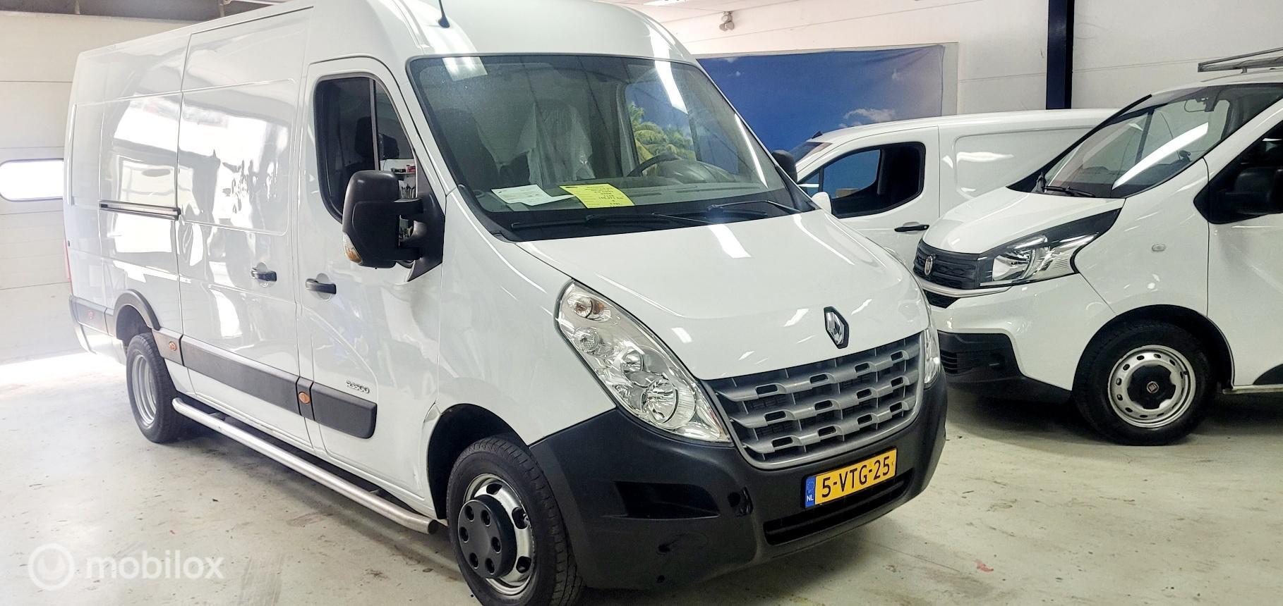 Renault Master T35 2.3 dCi L3 H2 DL HD 2012 - voorkant