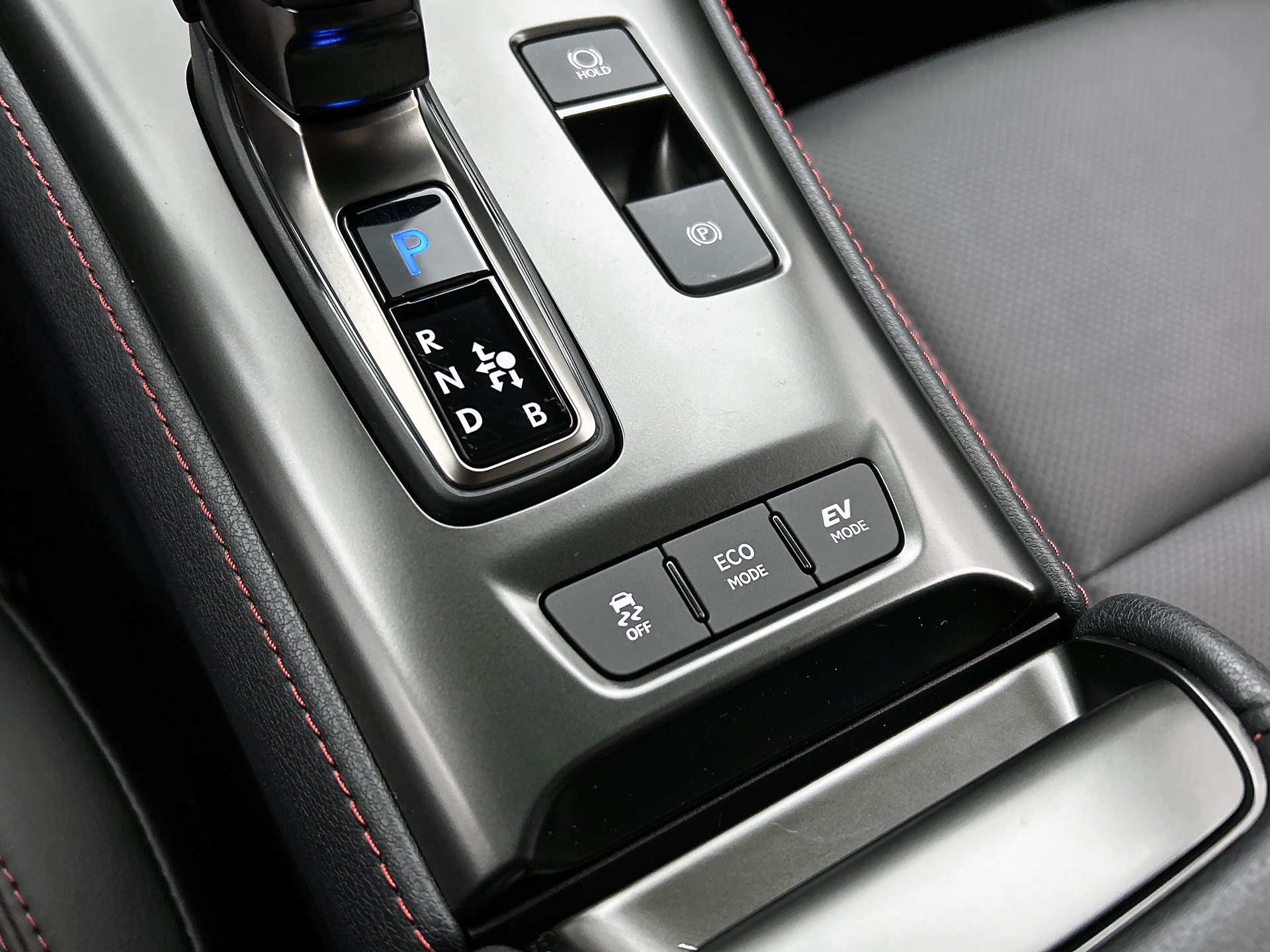 Foto van Lexus LBX