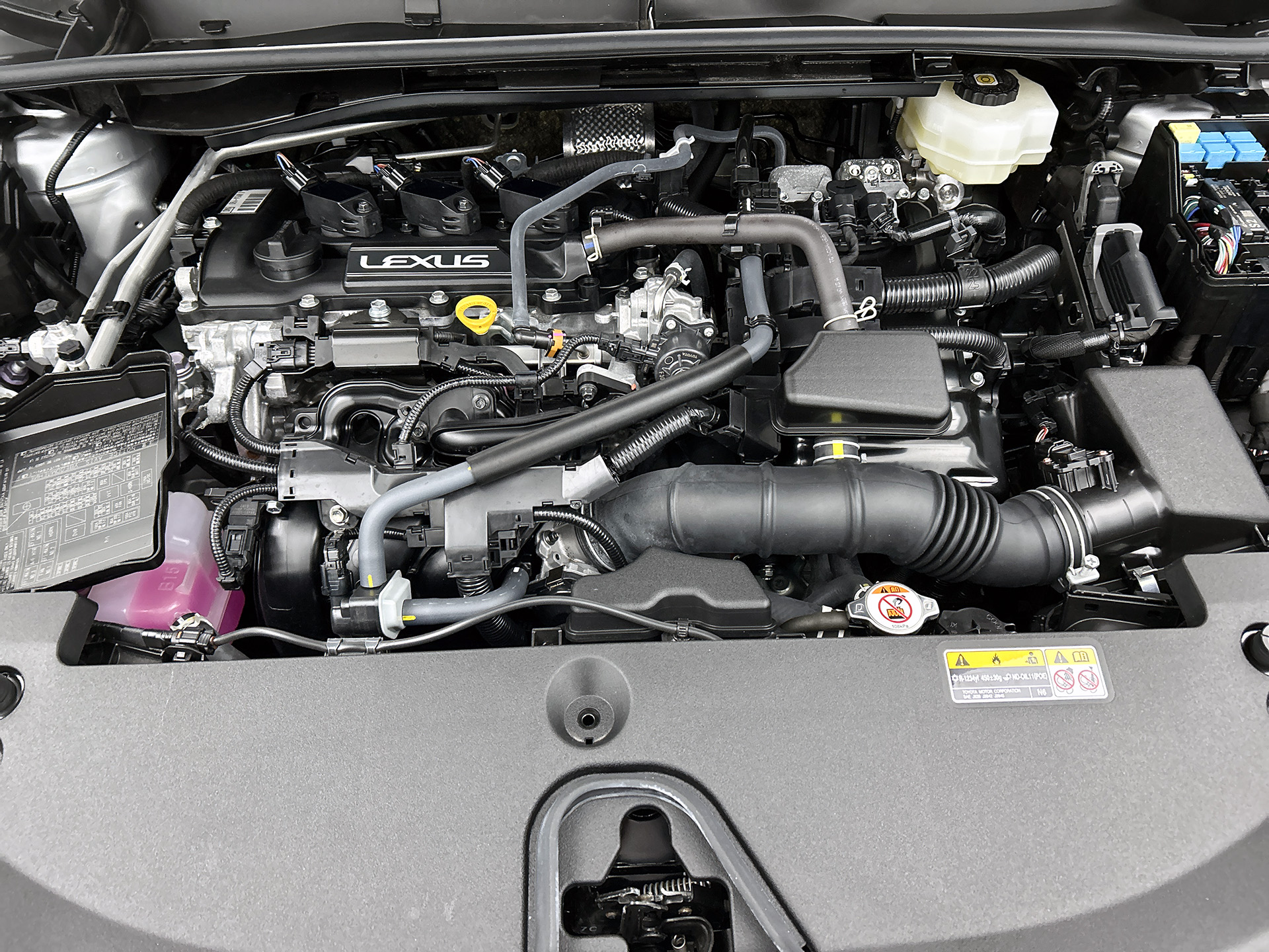Foto van Lexus LBX