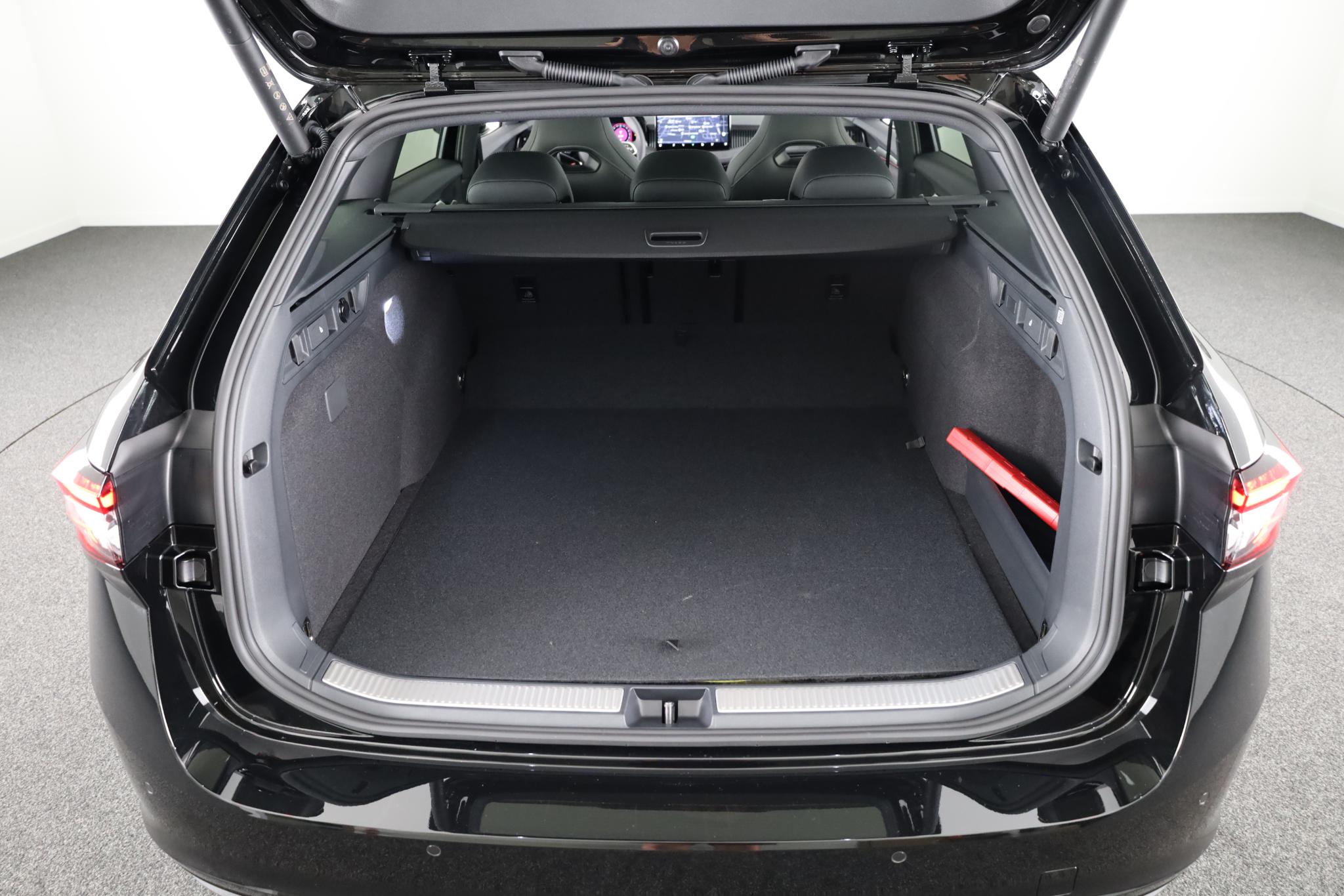 Foto van Škoda Superb Combi