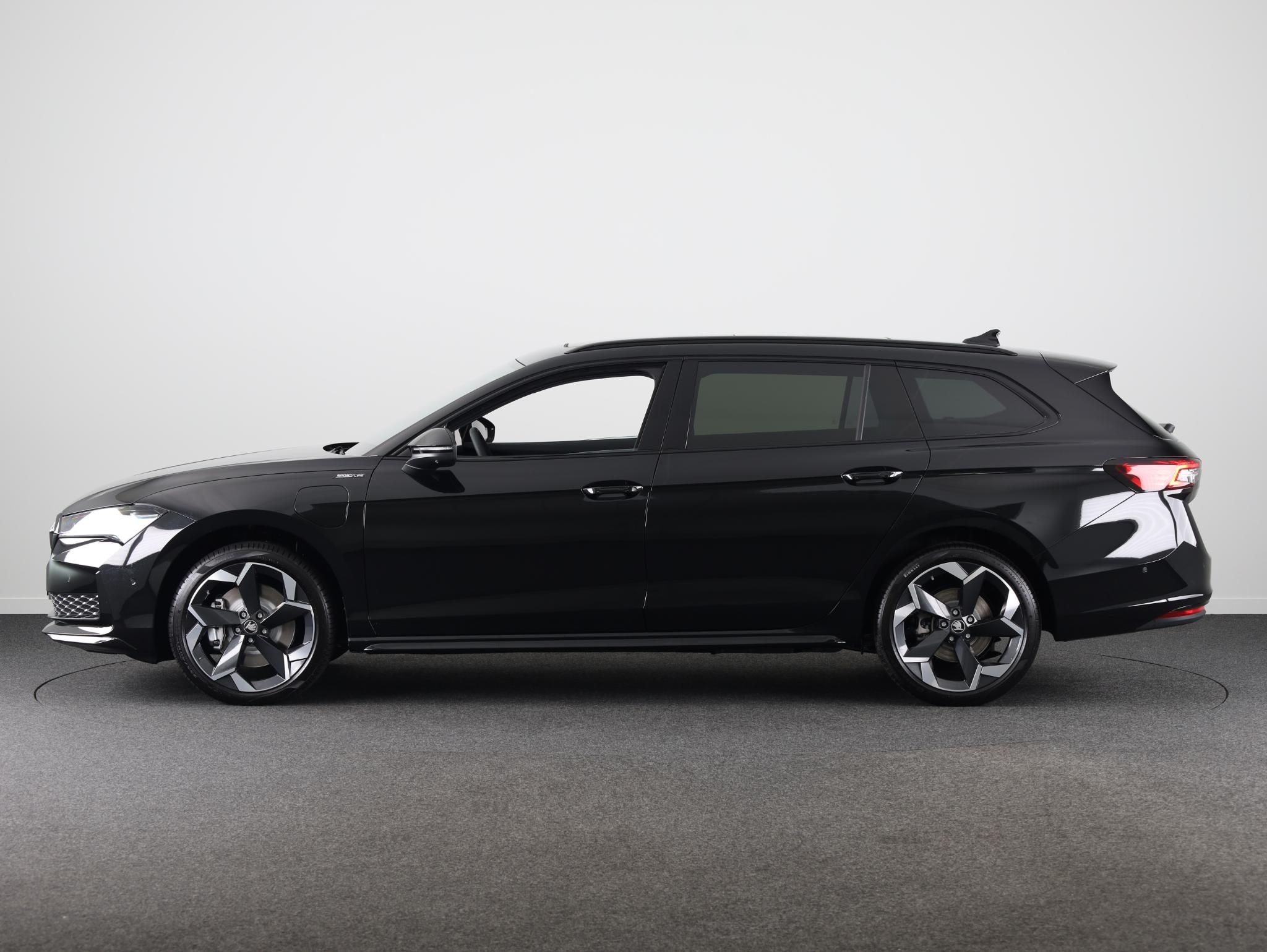 Foto van Škoda Superb Combi