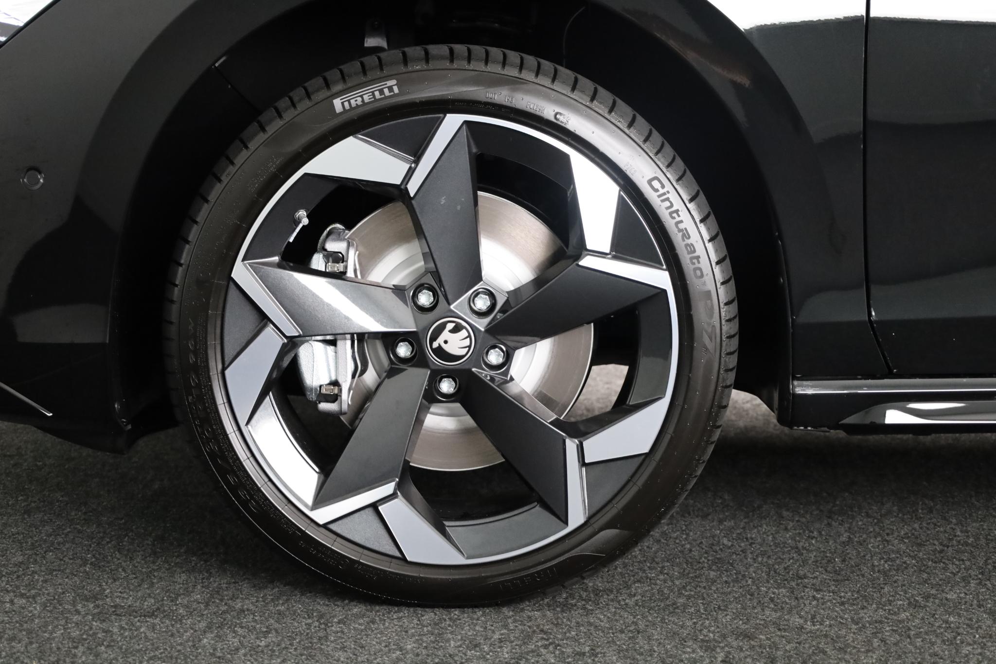 Foto van Škoda Superb Combi
