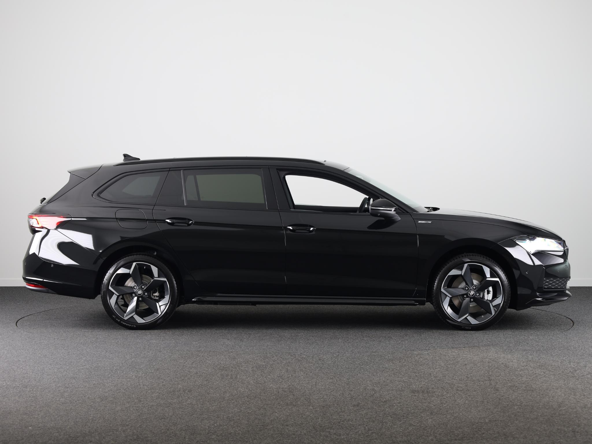 Foto van Škoda Superb Combi