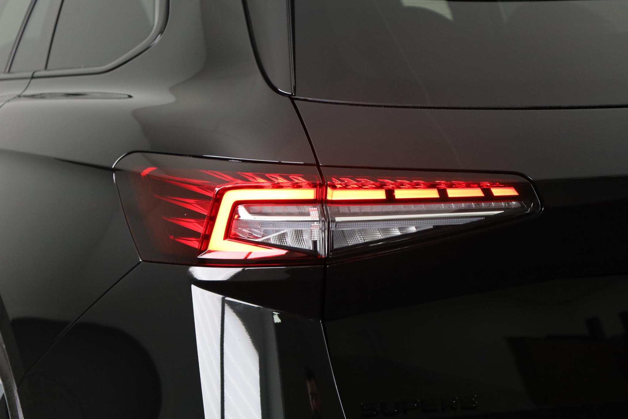 Foto van Škoda Superb Combi