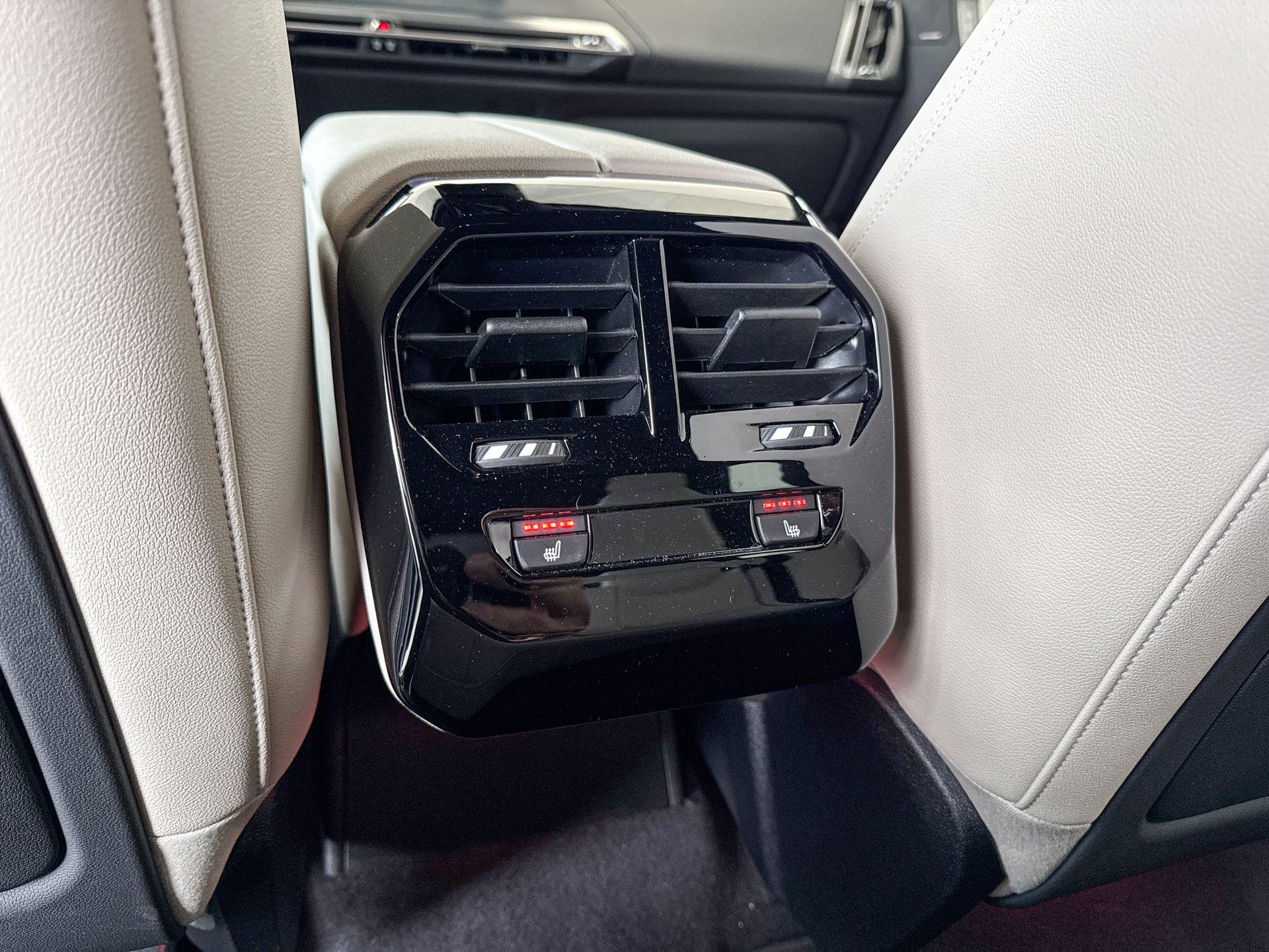 Foto van BMW Ix