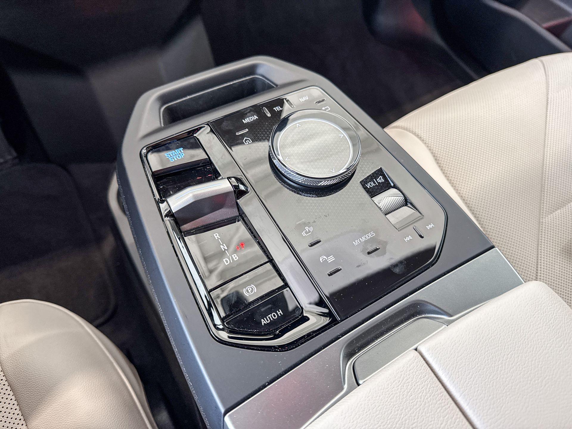 Foto van BMW Ix
