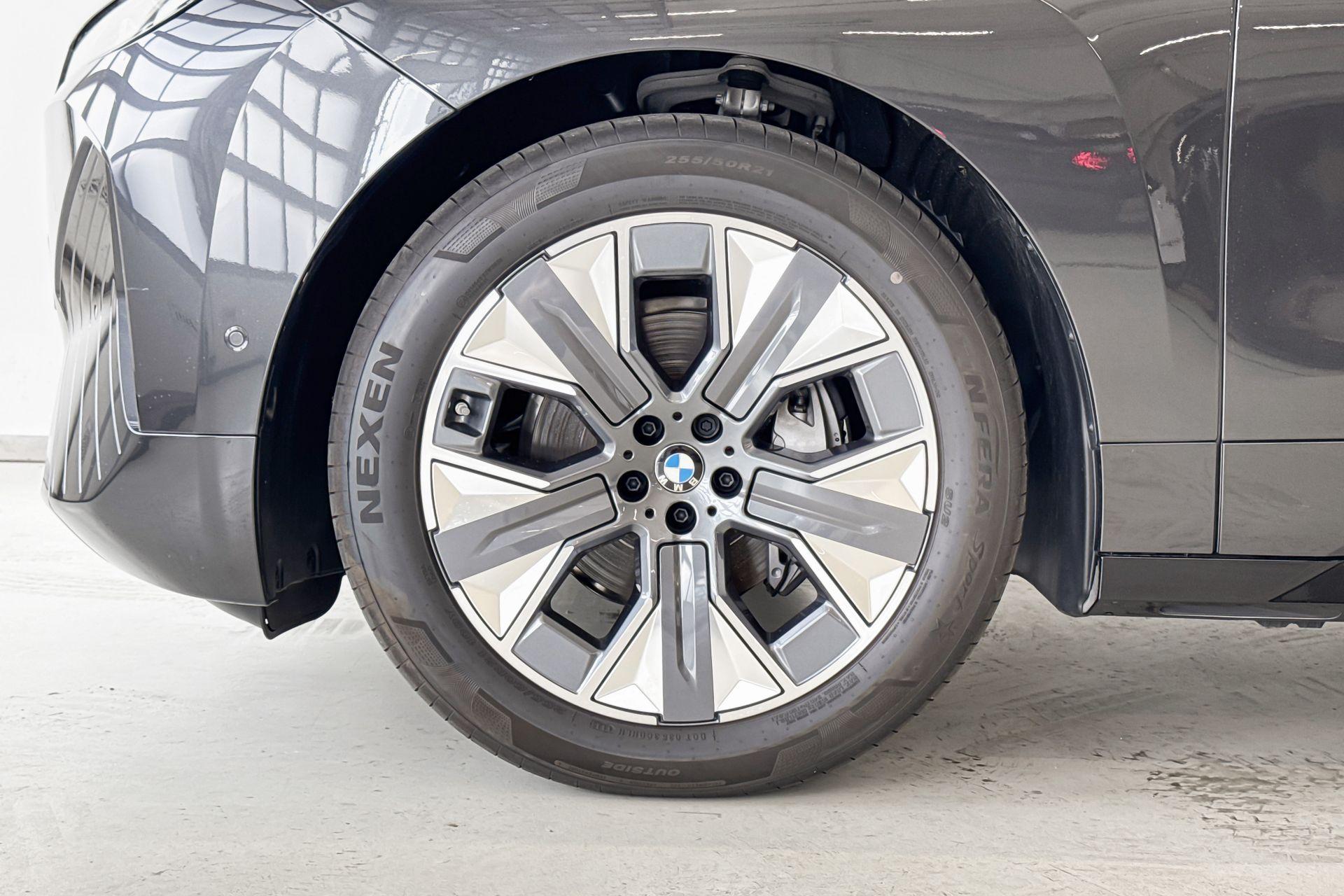 Foto van BMW Ix