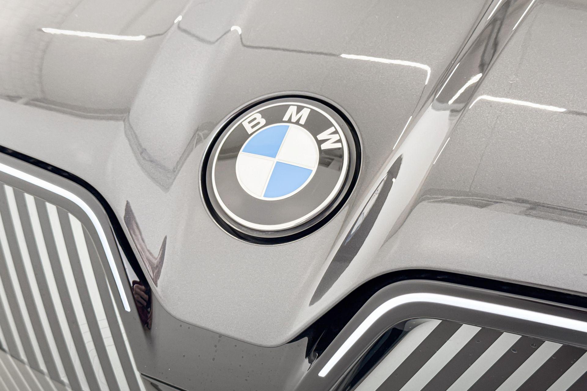 Foto van BMW Ix