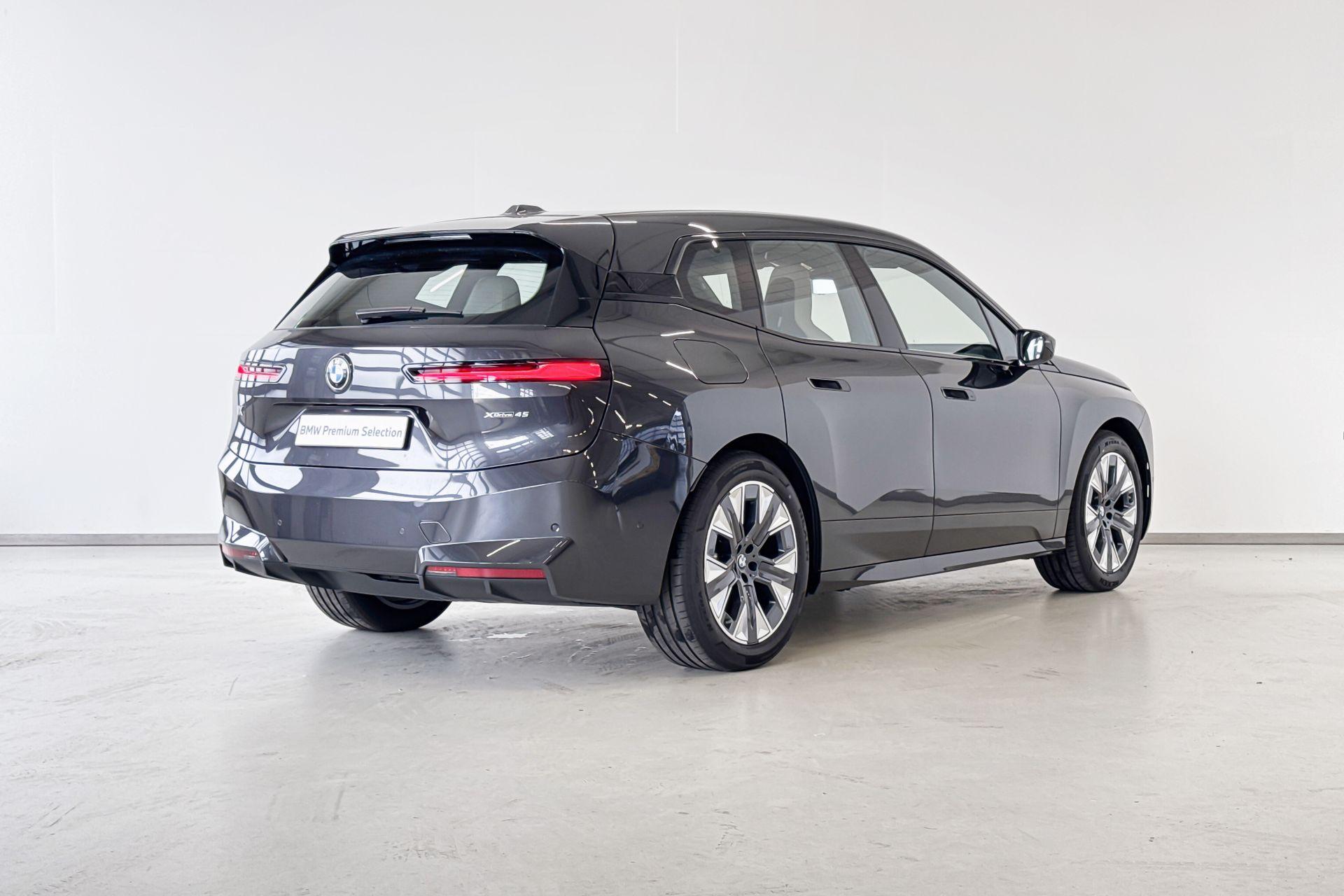 Foto van BMW Ix