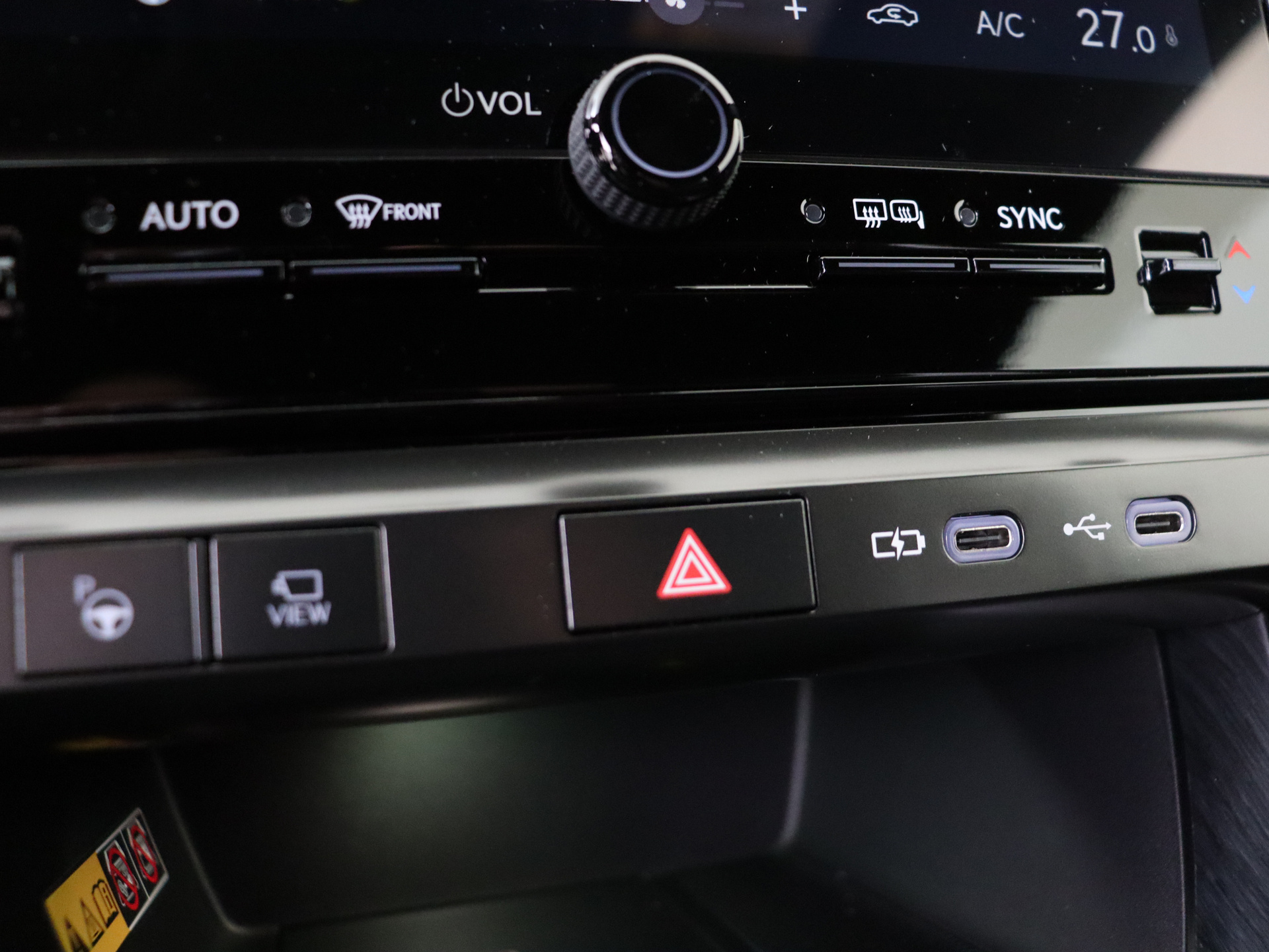 Foto van Lexus Lexus LBX