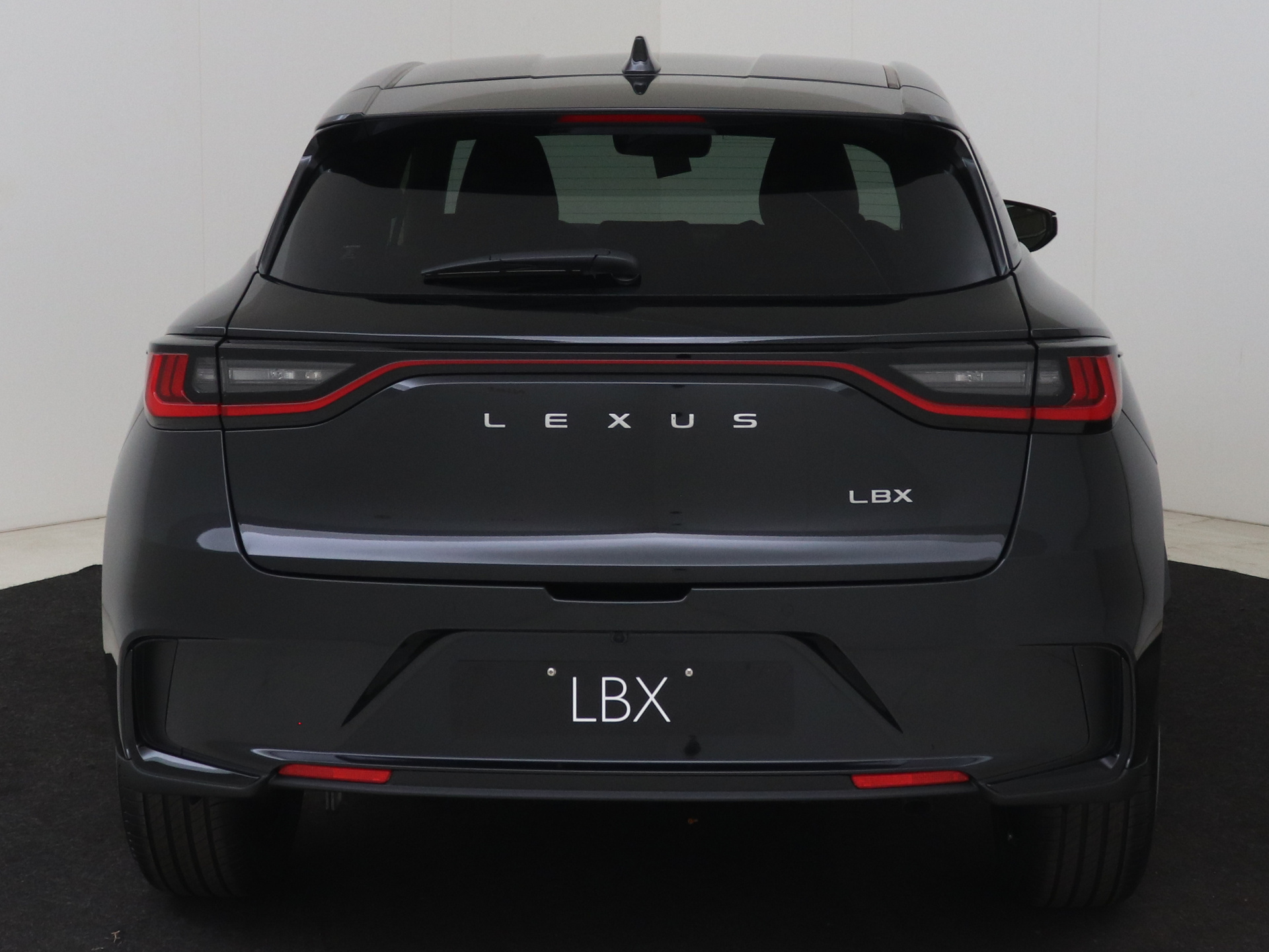 Foto van Lexus Lexus LBX
