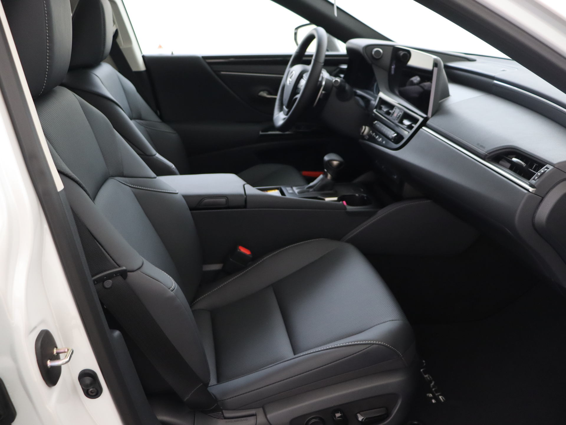 Foto van Lexus Lexus Es300h