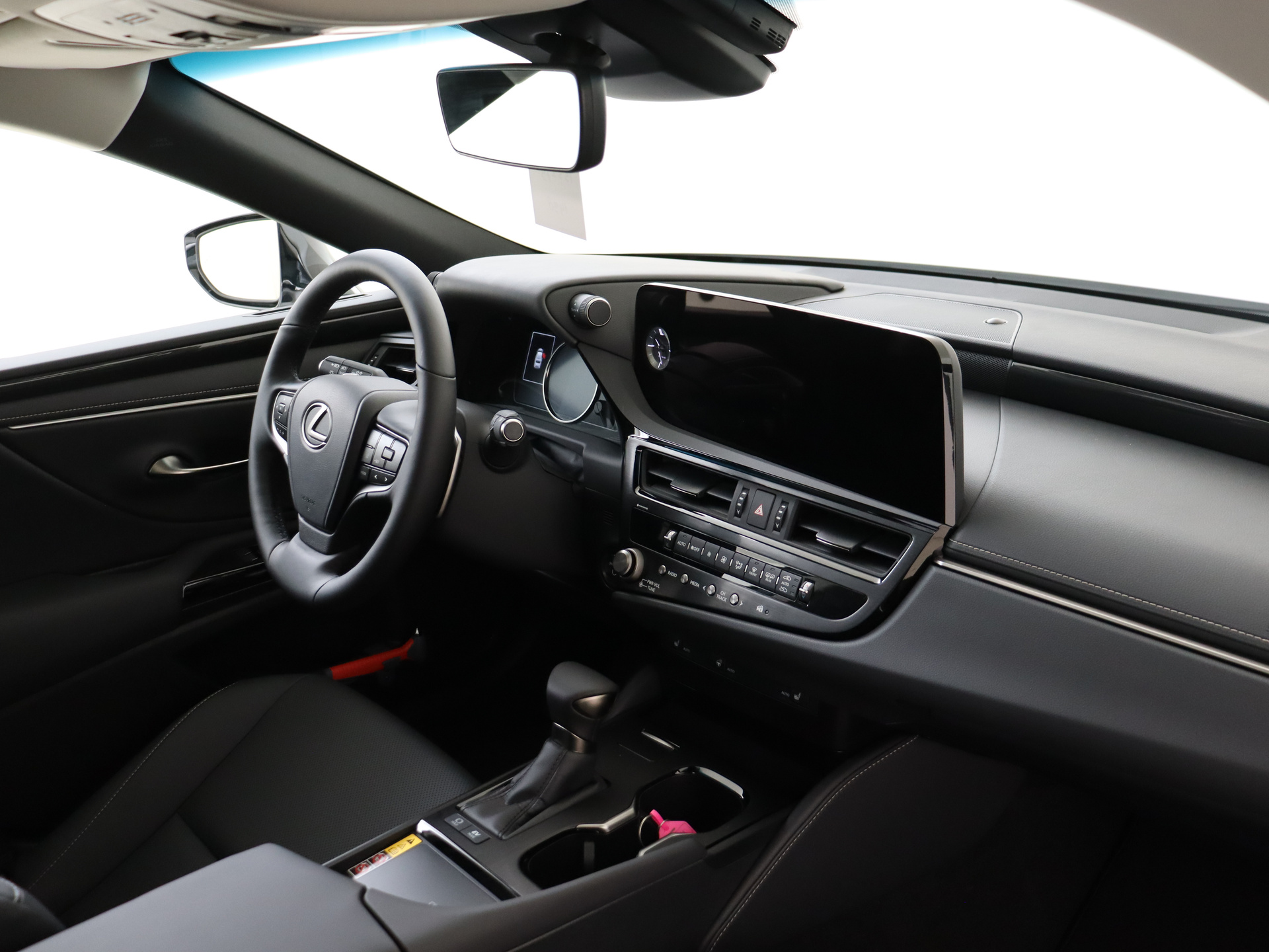 Foto van Lexus Lexus Es300h