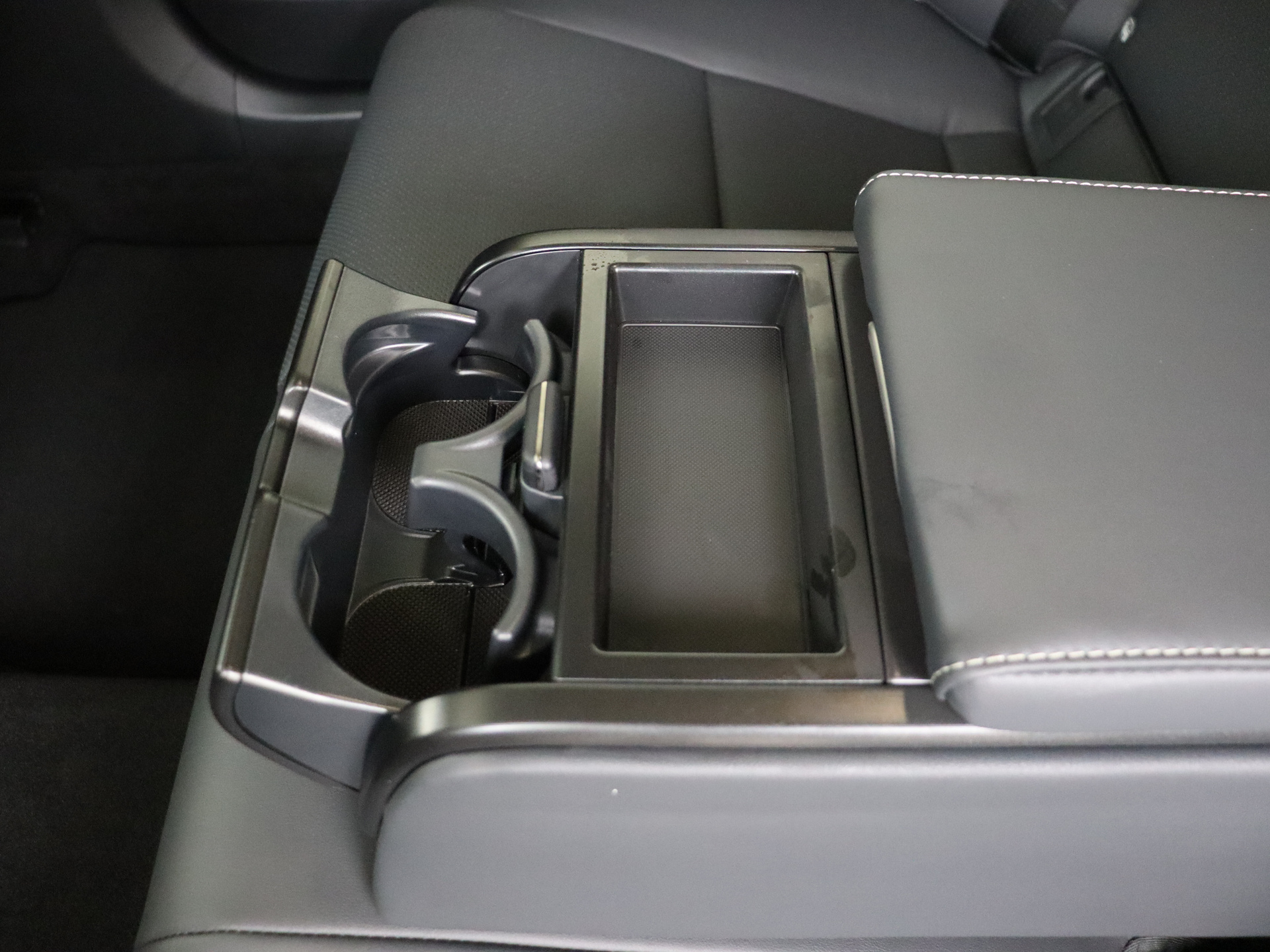 Foto van Lexus Lexus Es300h