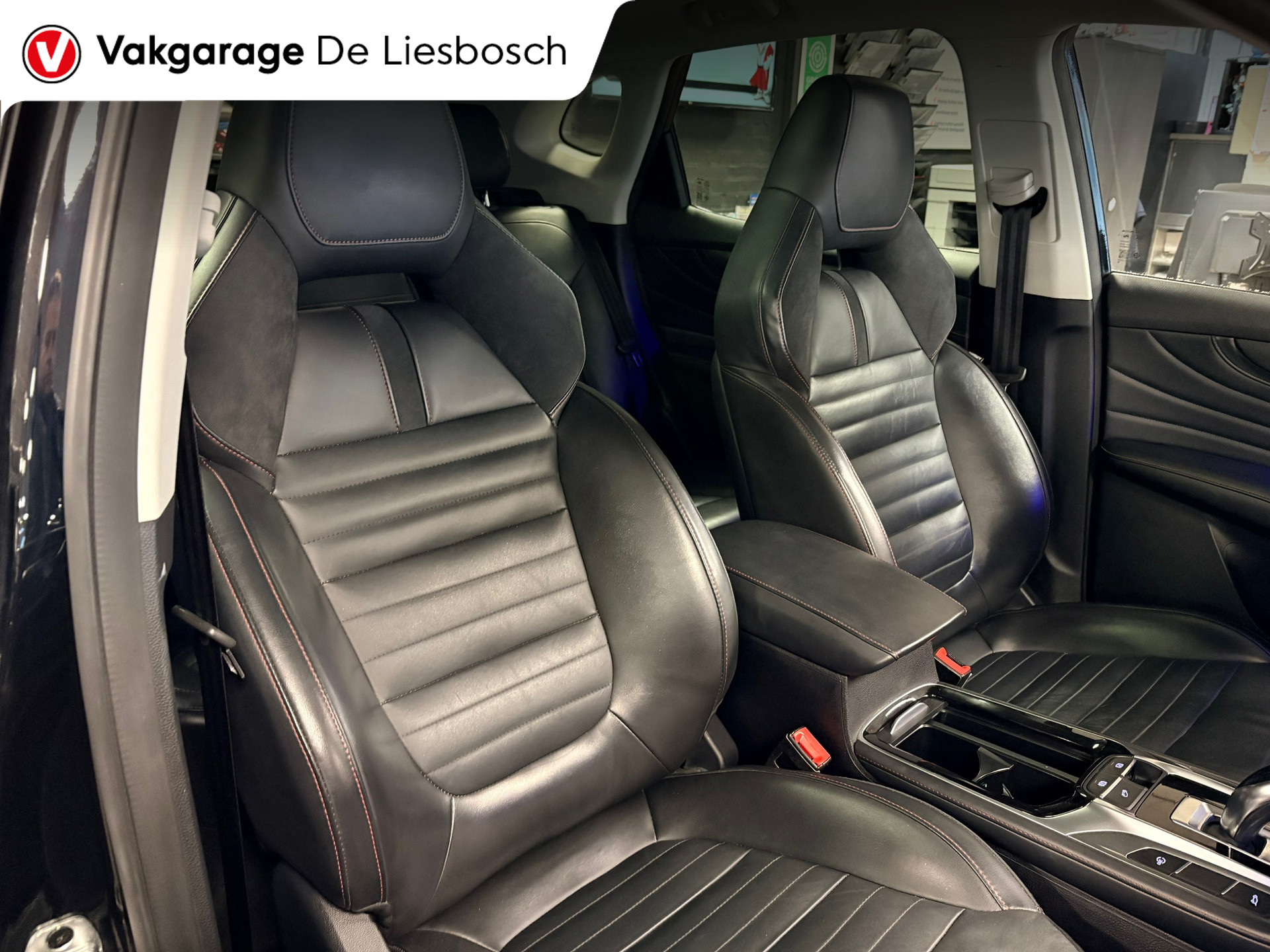 Foto van MG MG Ehs Plug-in Hybrid