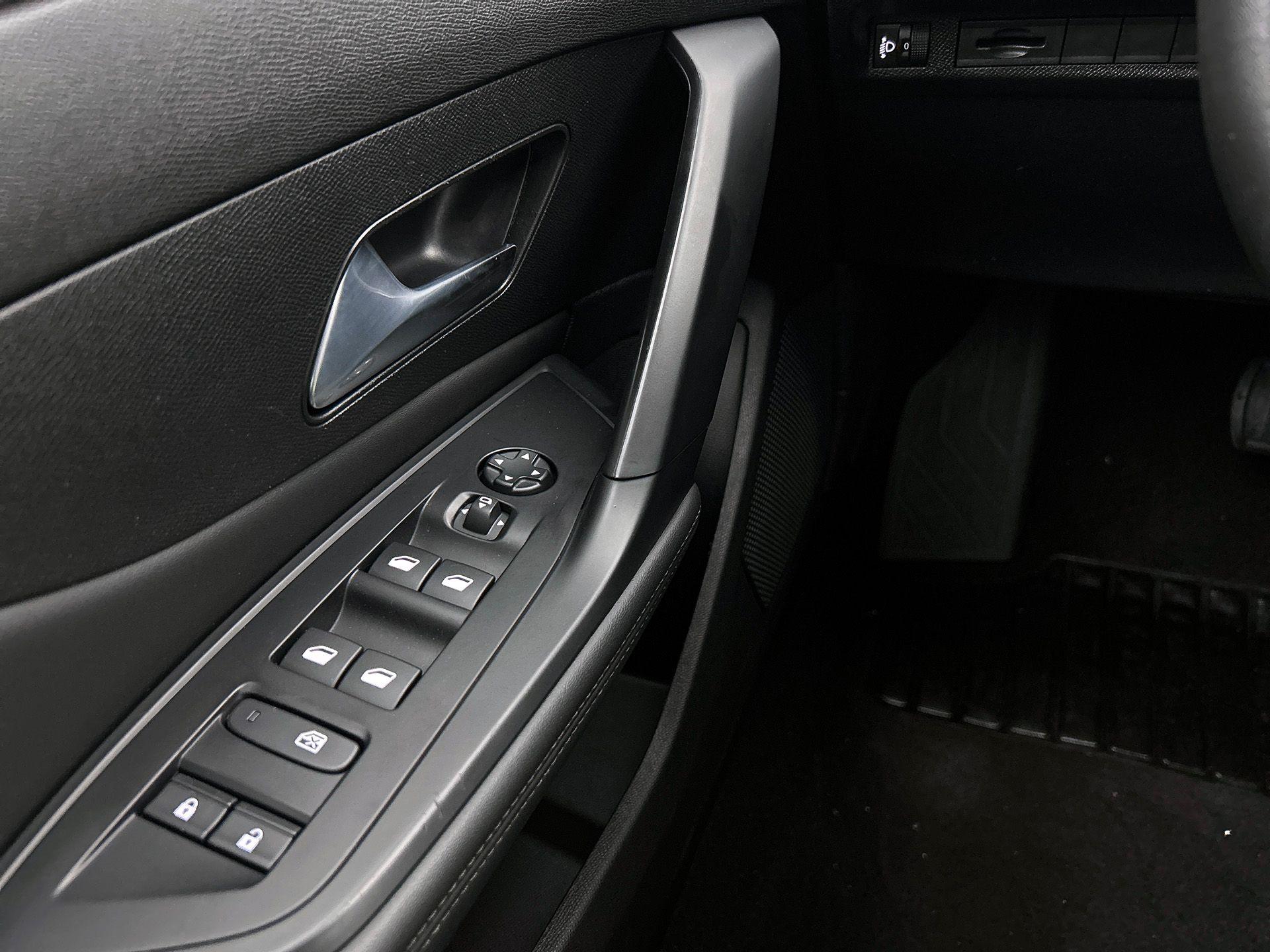 Foto van Peugeot 408