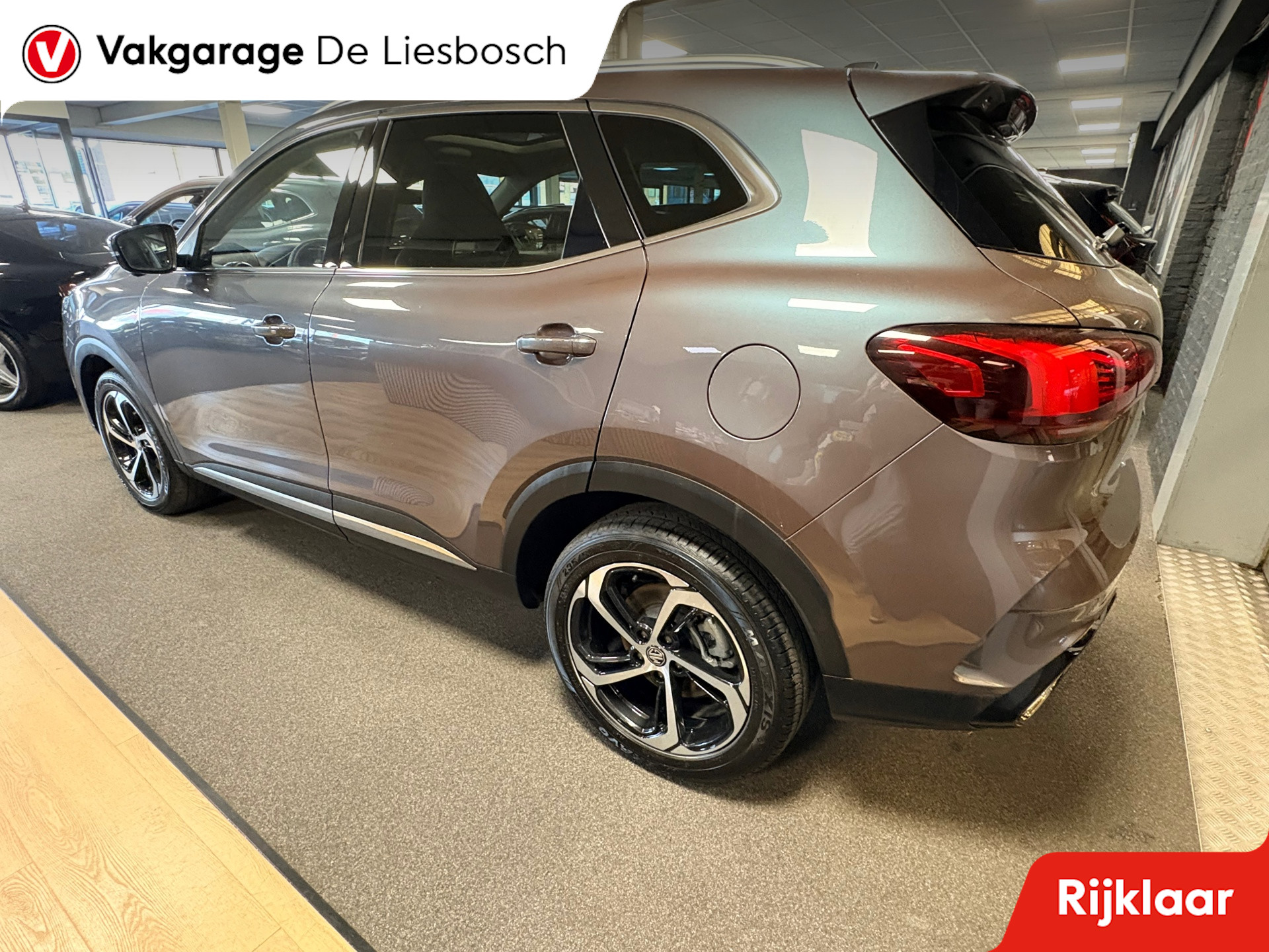 Foto van MG MG Ehs Plug-in Hybrid