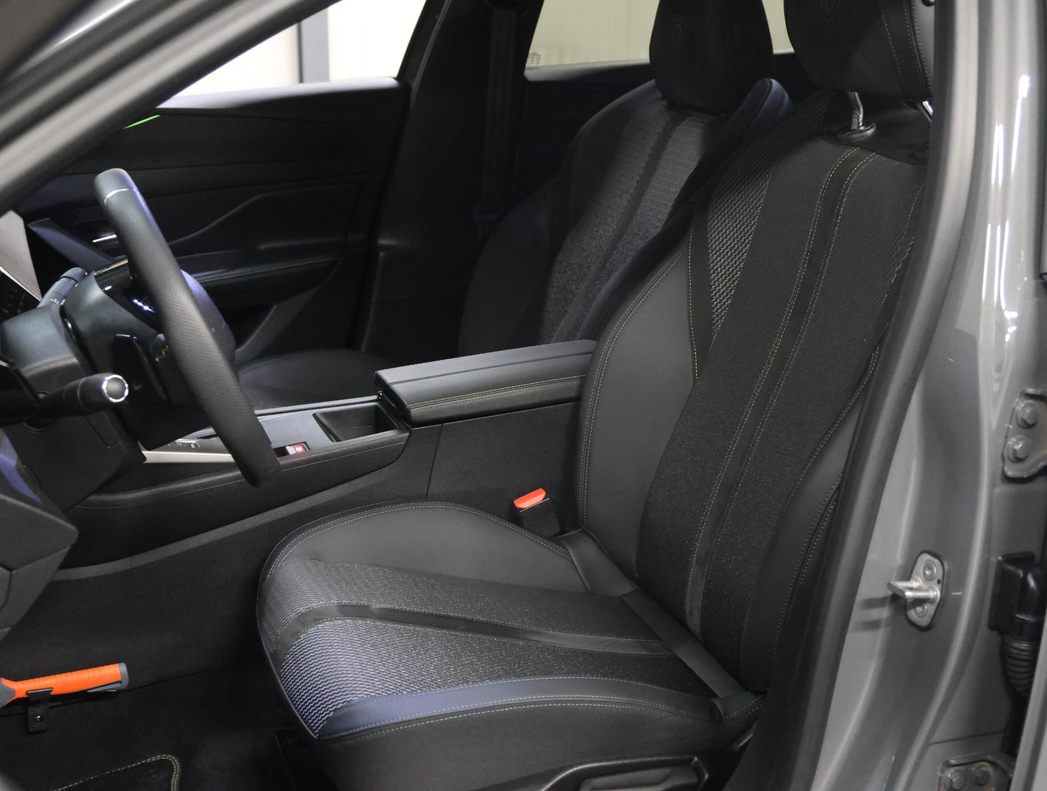 Foto van Peugeot 408