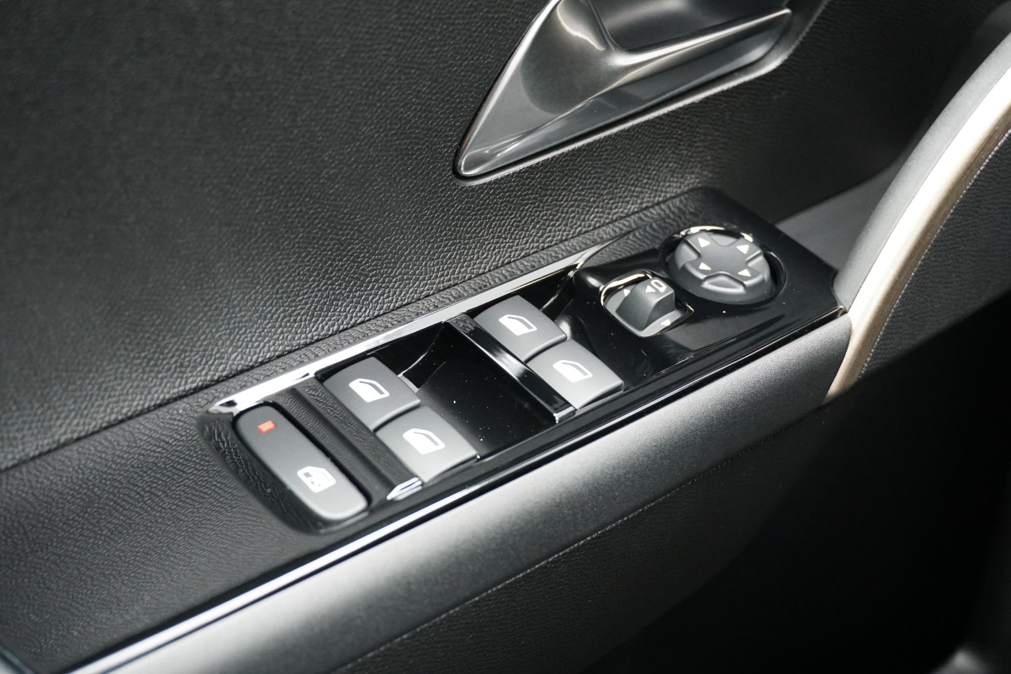 Foto van Lancia Ypsilon