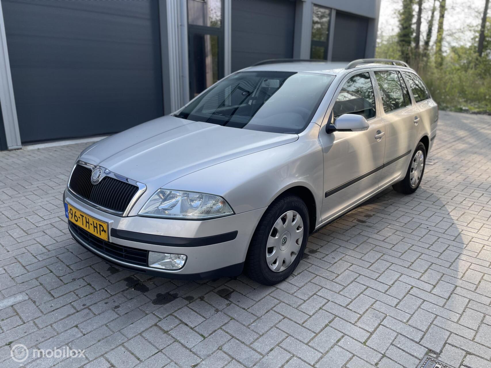 Skoda Octavia Combi 1.9 TDI Ambiente 2006 - voorkant
