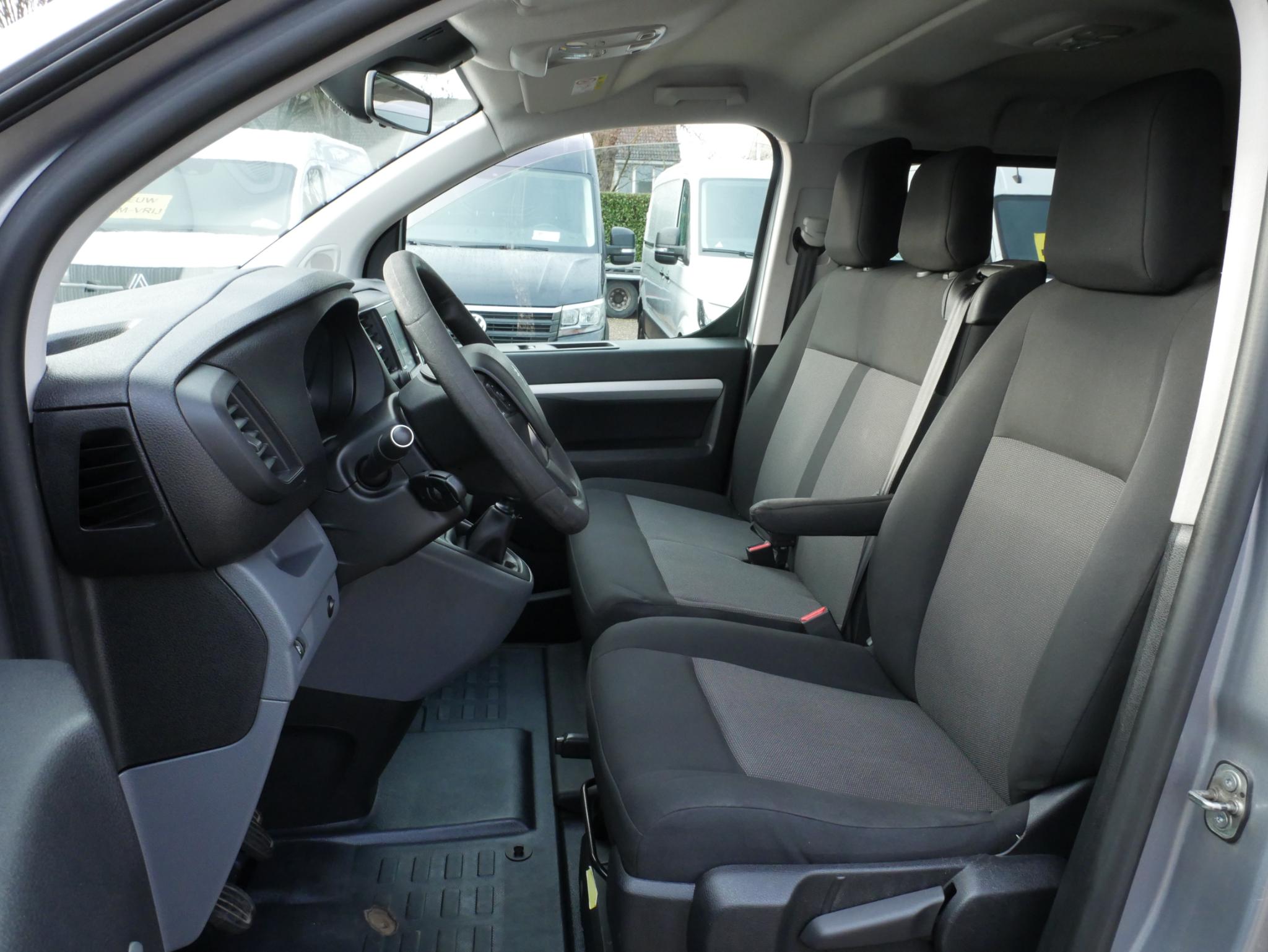 Foto van Peugeot Expert