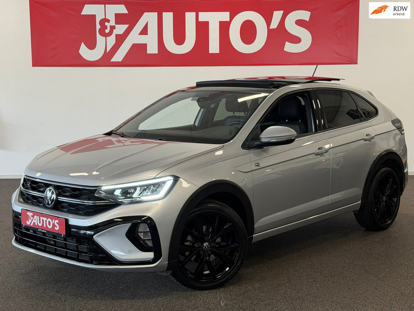 Volkswagen Taigo 1.0 TSI R-Line CAP-PLAY, CRUISE, PANORAMA 2024 - voorkant
