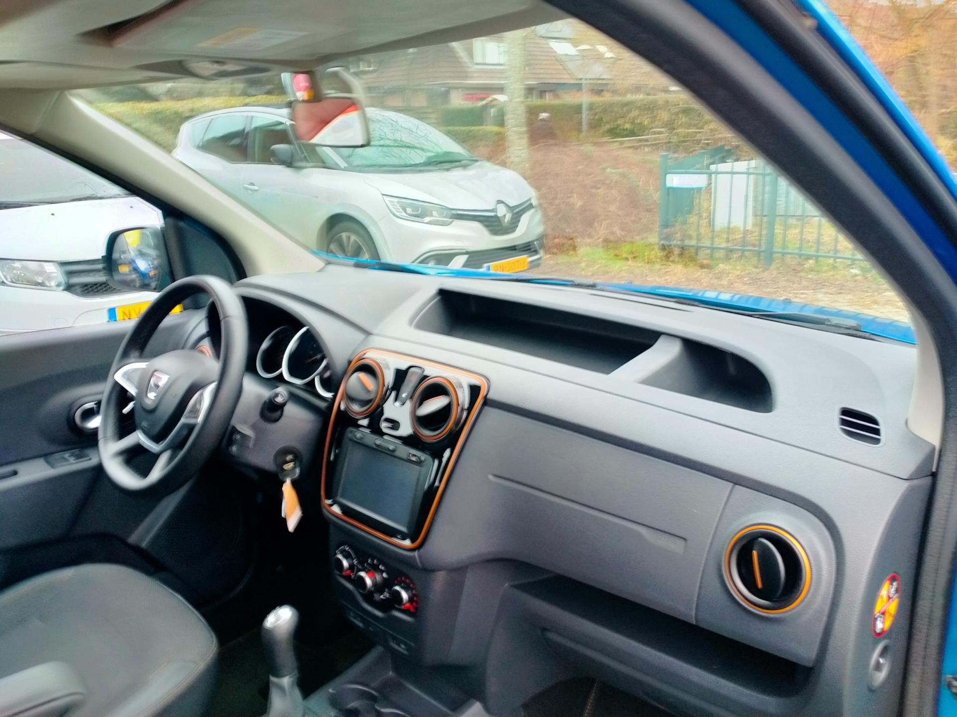 Foto van Dacia Dokker