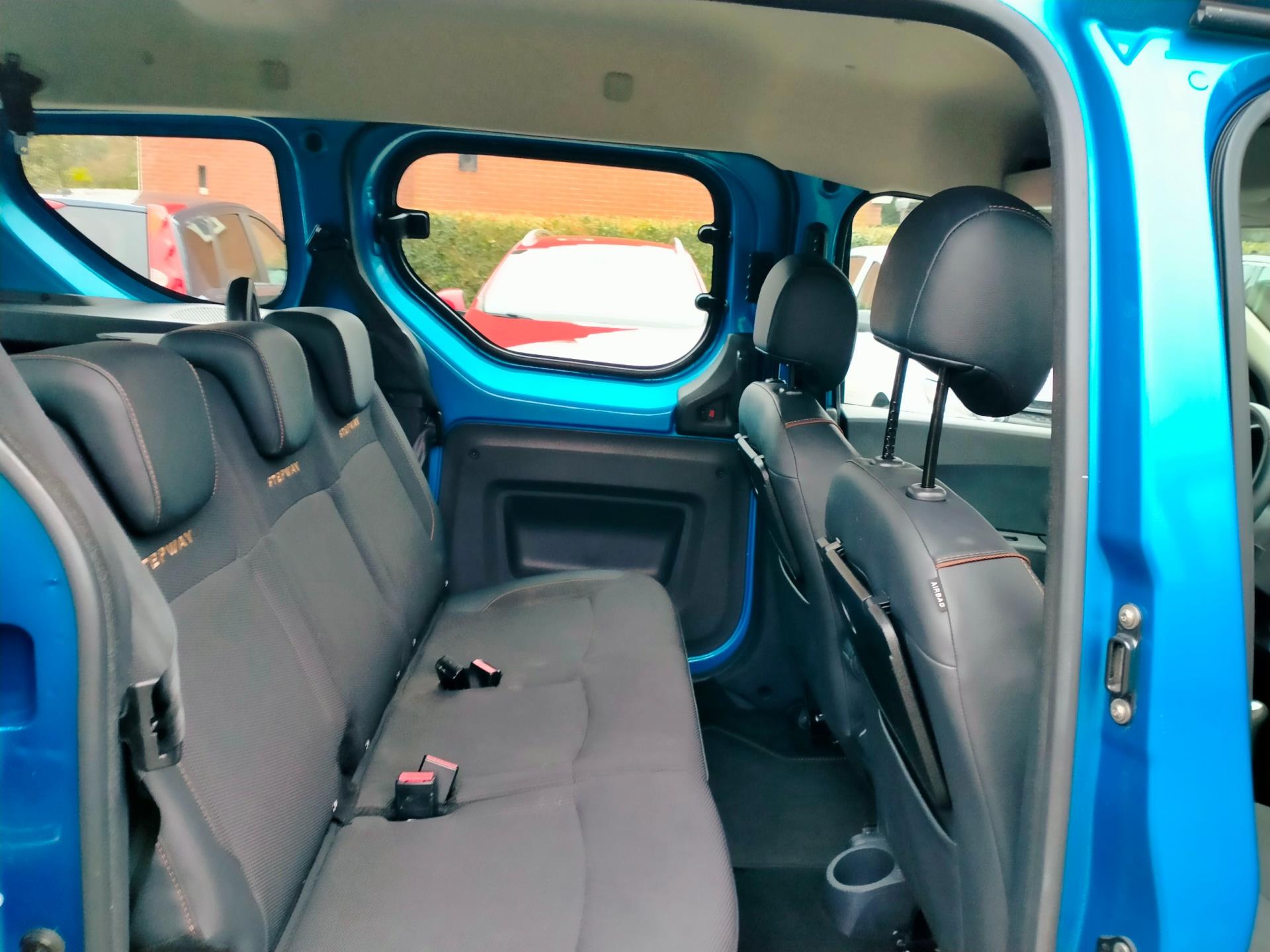 Foto van Dacia Dokker